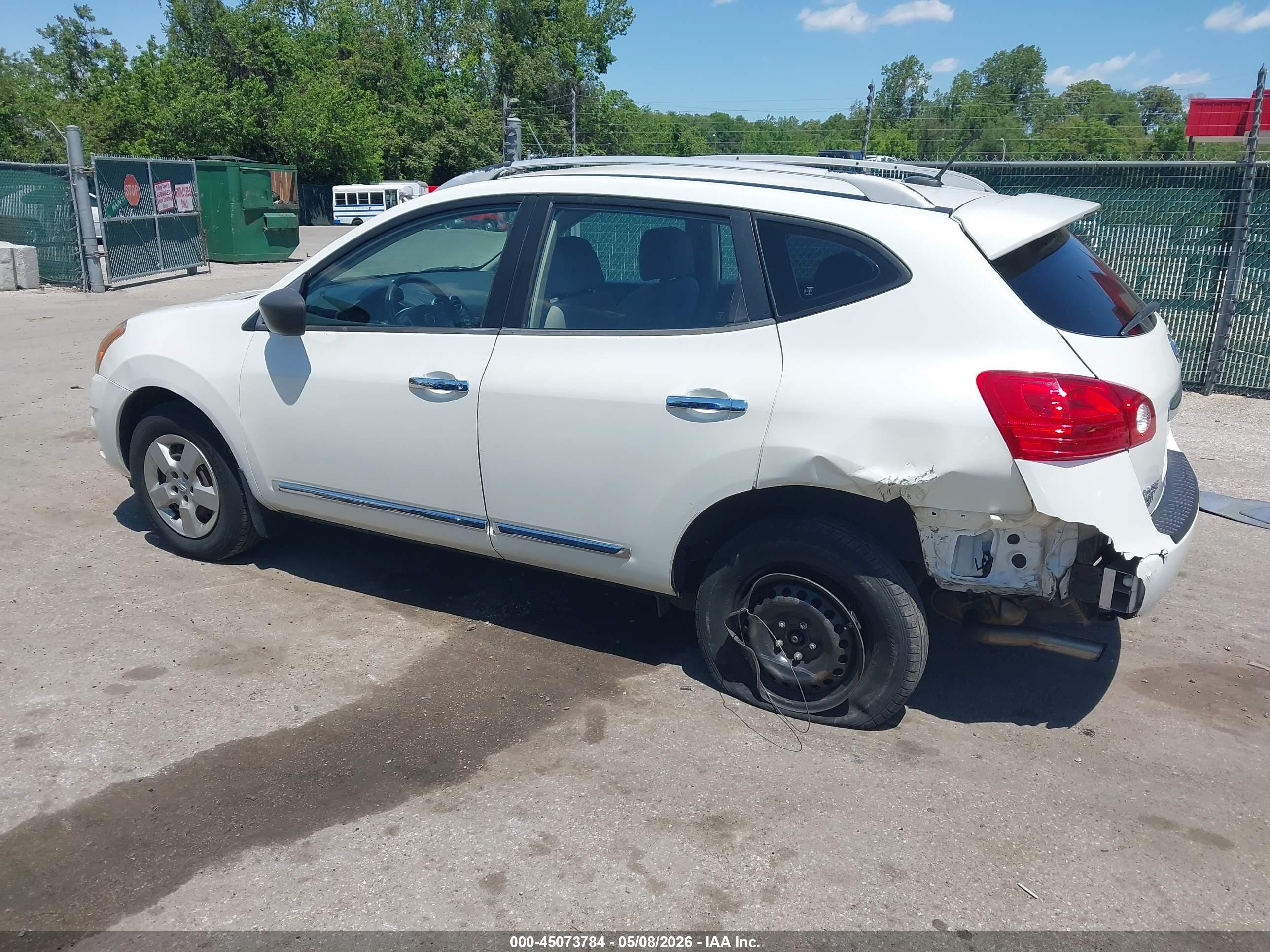 2014 Nissan Rogue Select S White vin: JN8AS5MV7EW202974