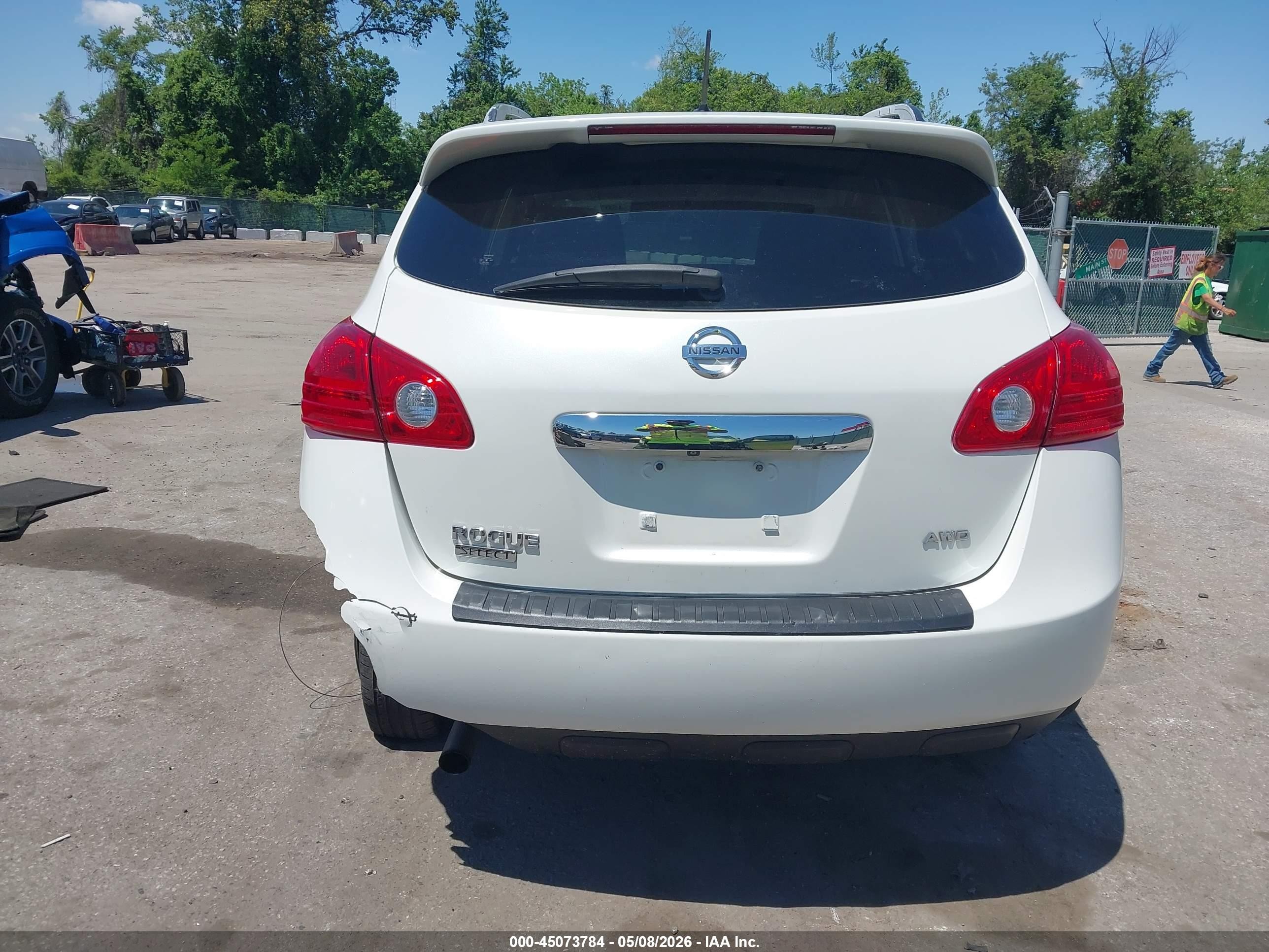 2014 Nissan Rogue Select S White vin: JN8AS5MV7EW202974