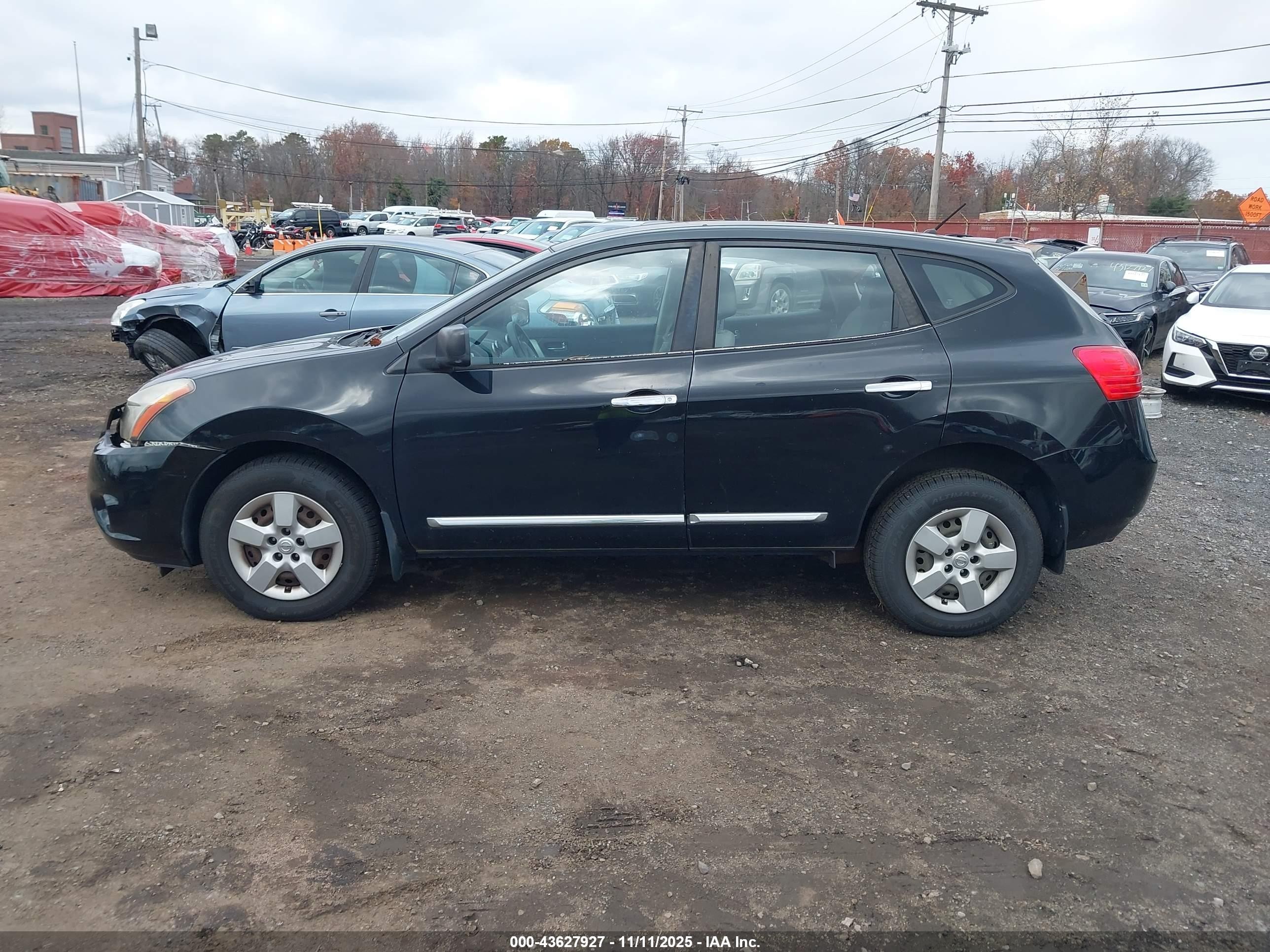 2014 Nissan Rogue Select S Black vin: JN8AS5MV7EW203526