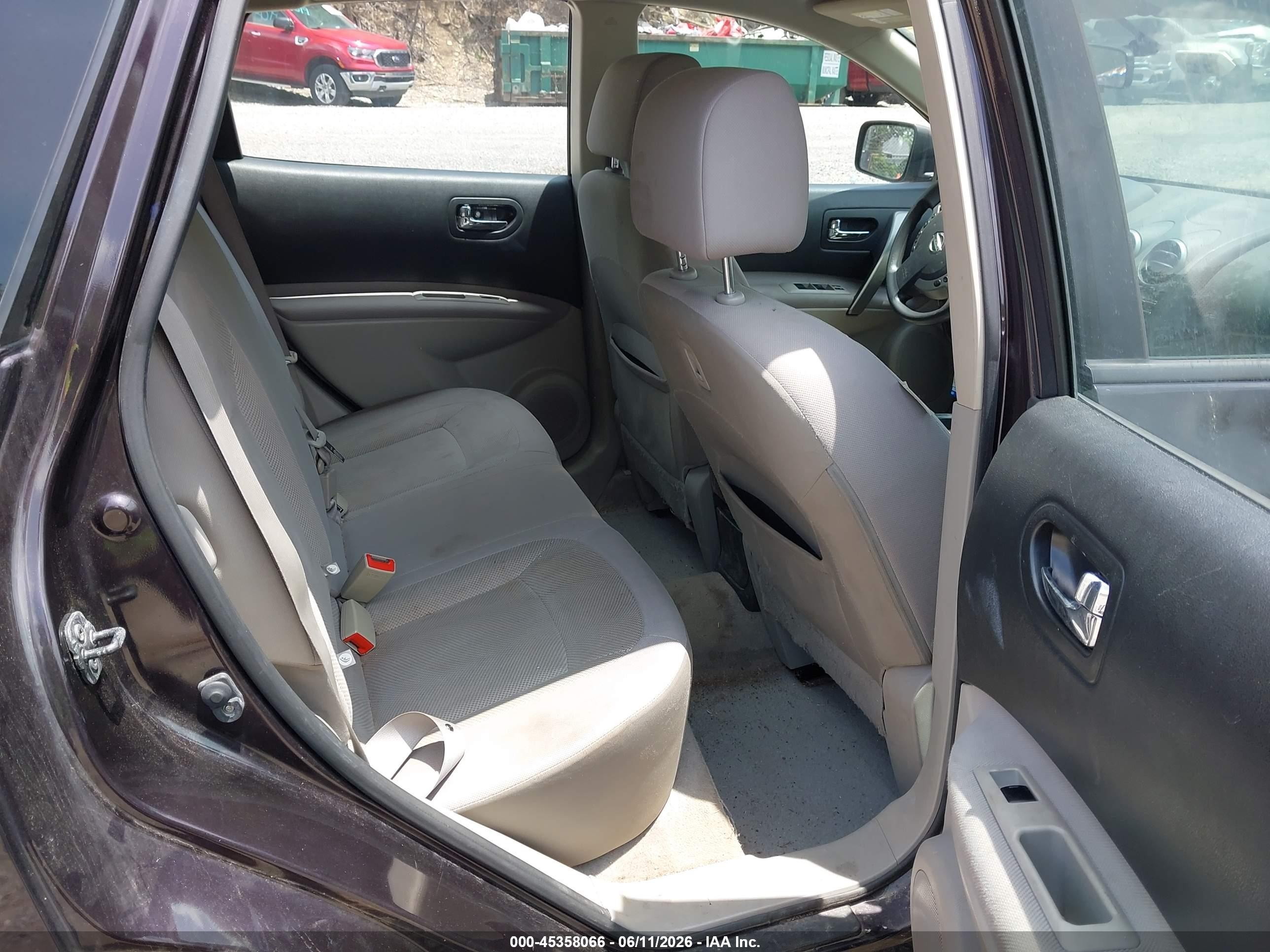 2014 Nissan Rogue Select S Gray vin: JN8AS5MV7EW702035