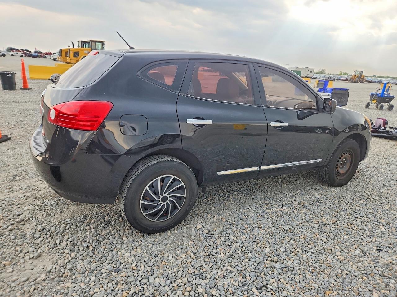 2014 Nissan Rogue Select S Черный vin: JN8AS5MV7EW702357