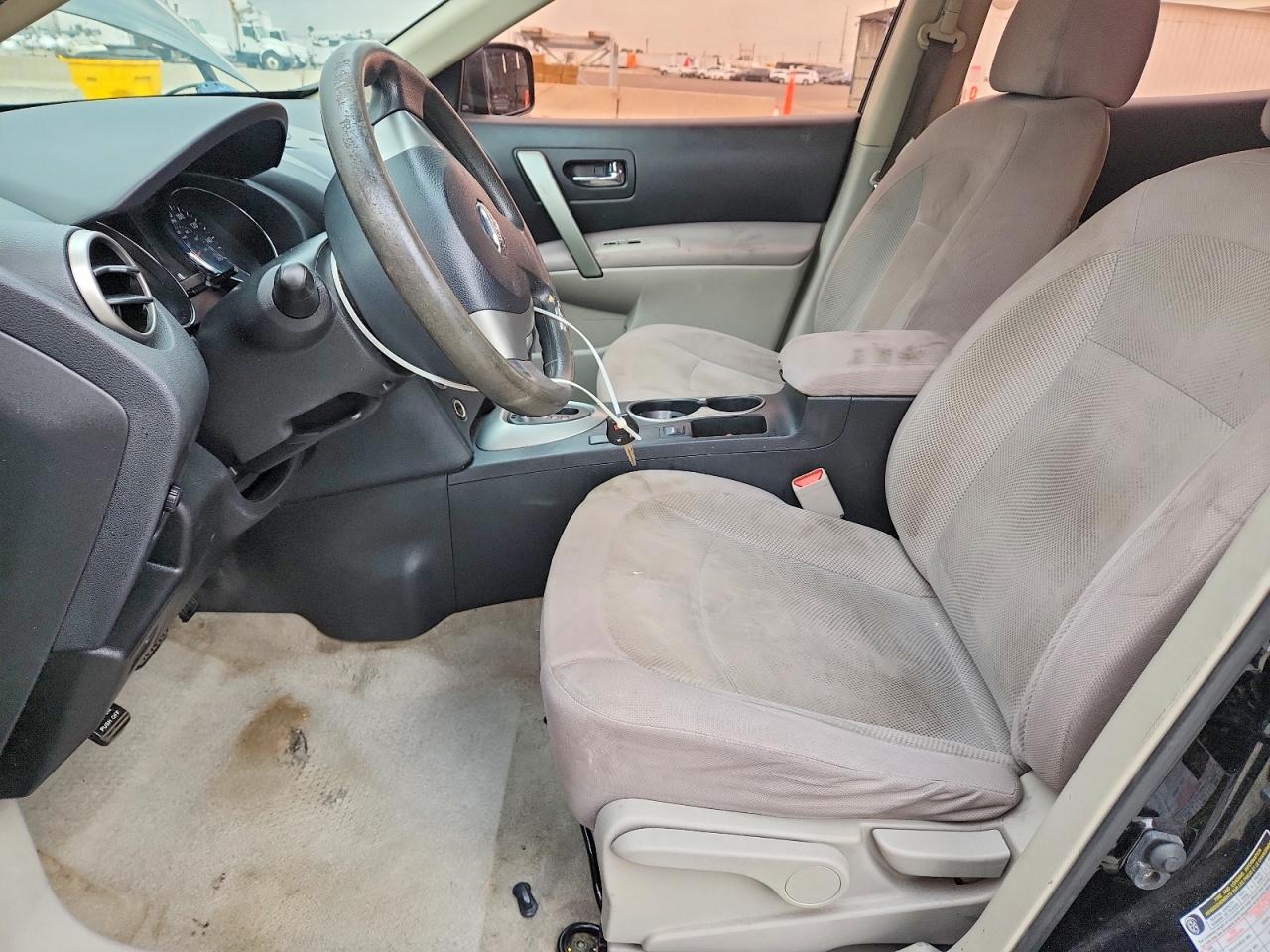 2014 Nissan Rogue Select S Черный vin: JN8AS5MV7EW702357