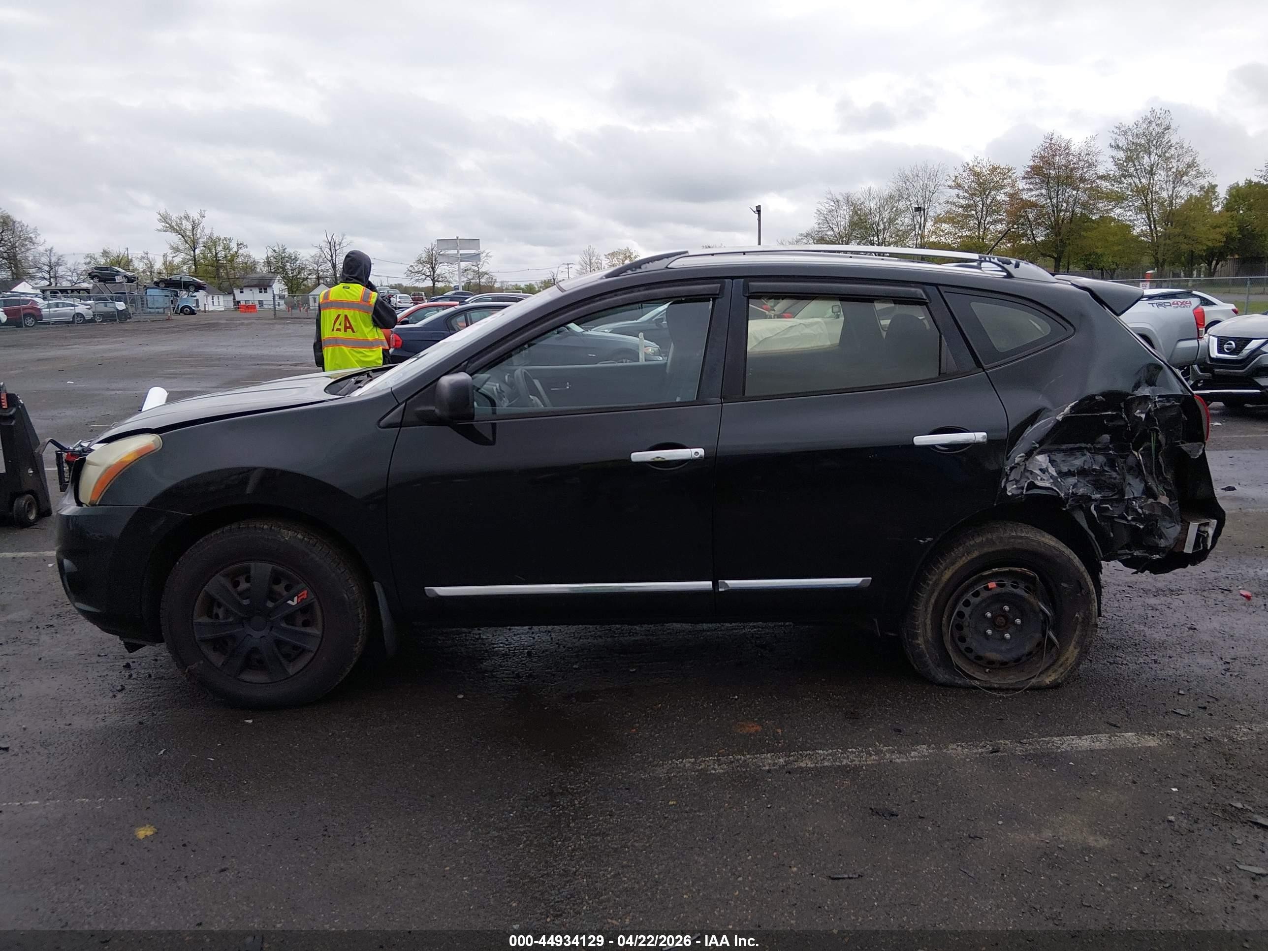 2014 Nissan Rogue Select S Черный vin: JN8AS5MV7EW708028