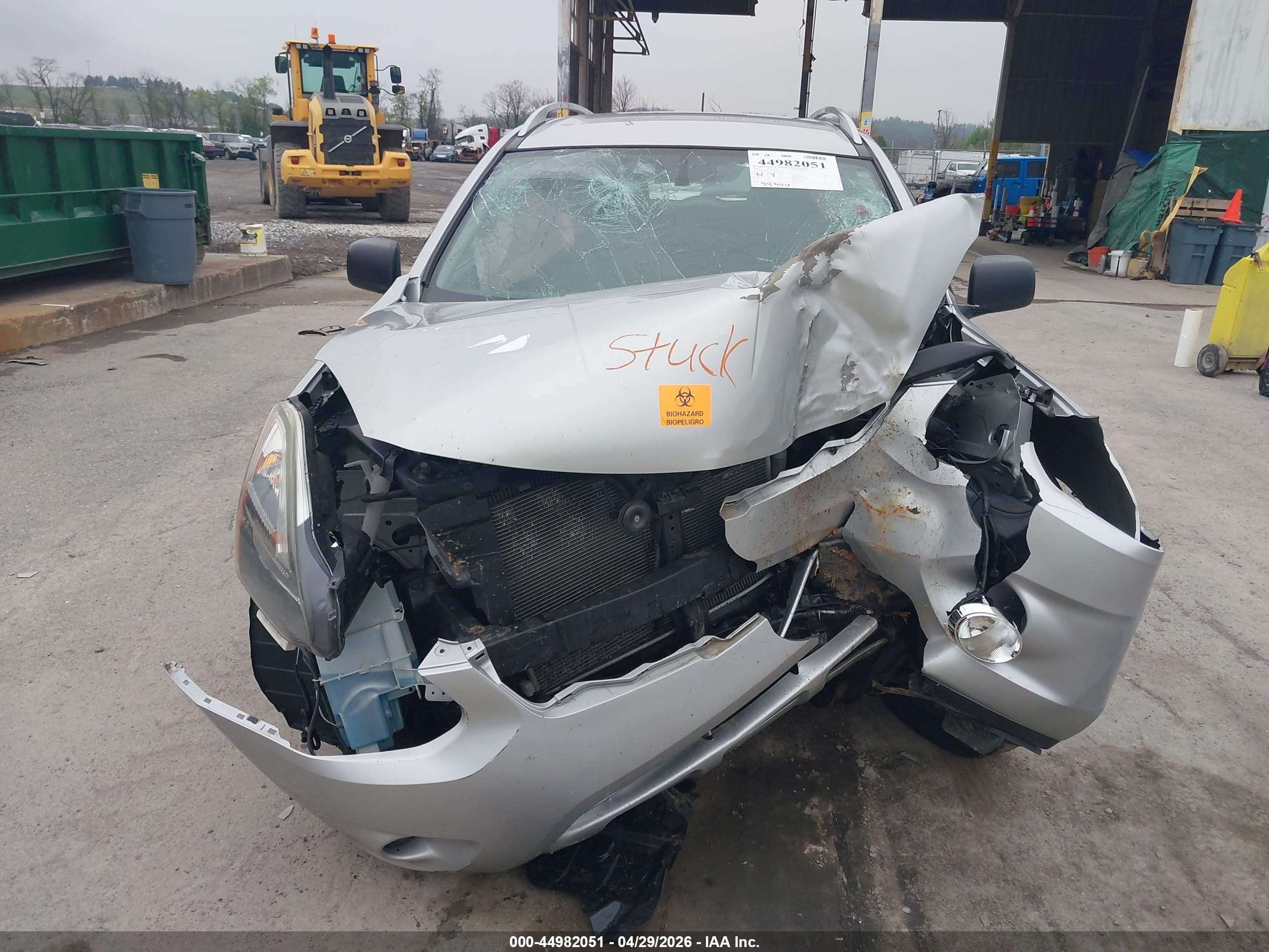 2014 Nissan Rogue Select S Silver vin: JN8AS5MV7EW719109