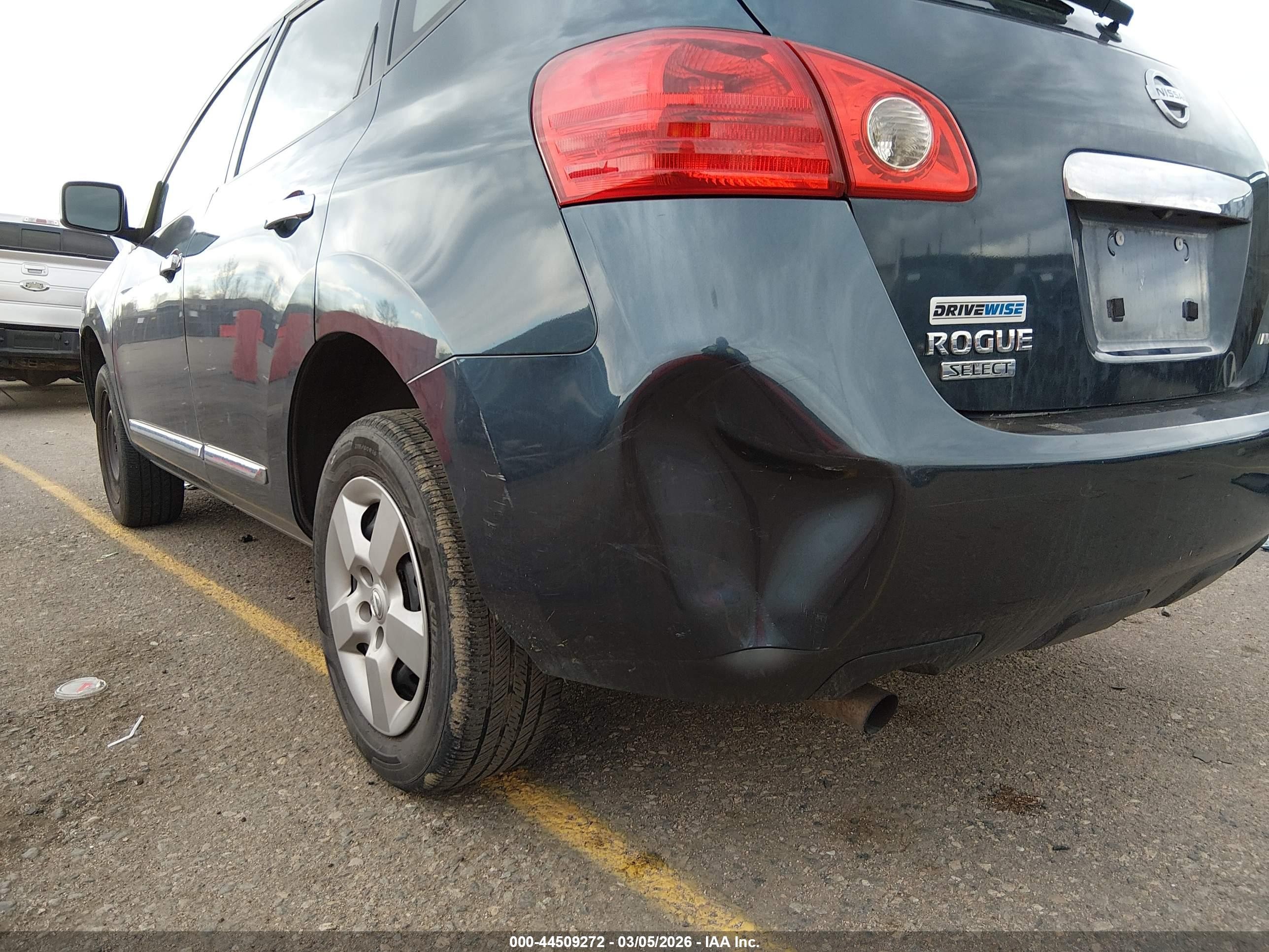 2014 Nissan Rogue Select S Blue vin: JN8AS5MV7EW722222