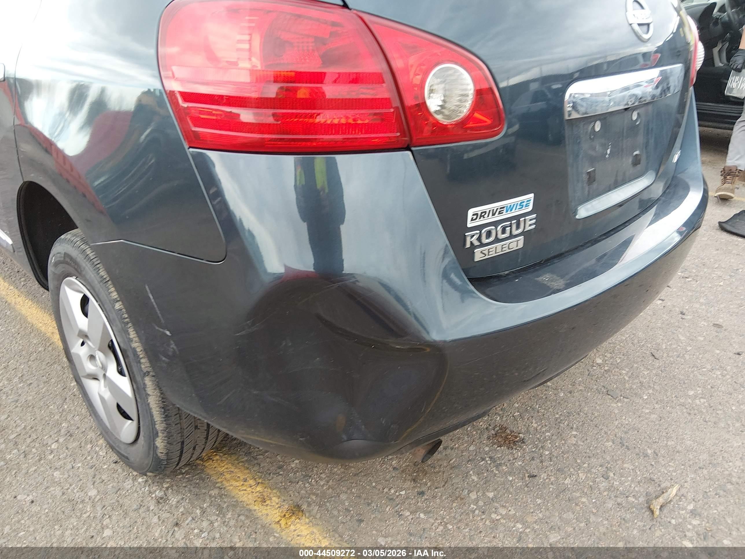 2014 Nissan Rogue Select S Blue vin: JN8AS5MV7EW722222