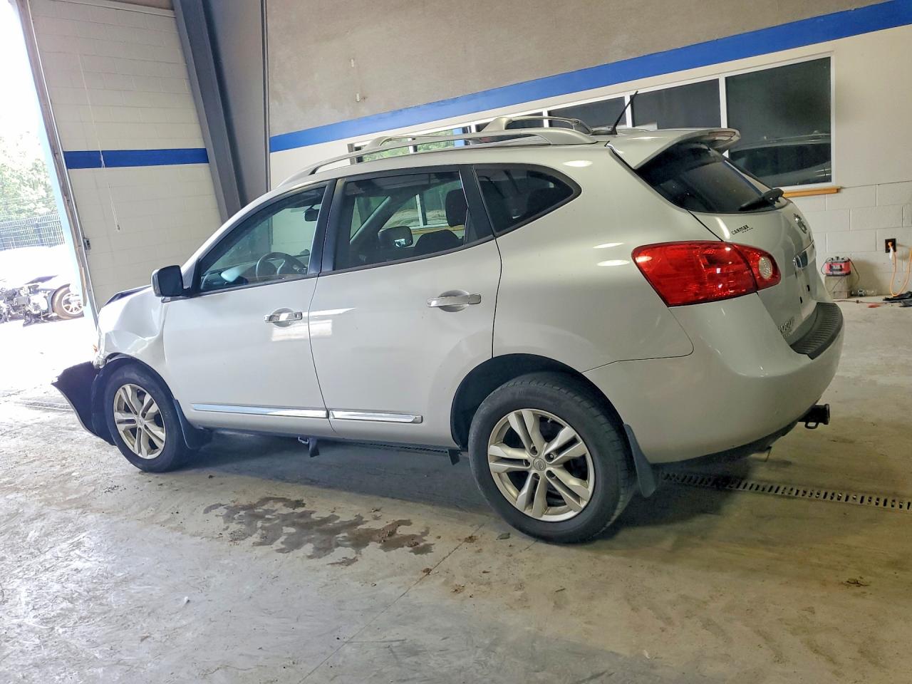 2015 Nissan Rogue Select S Silver vin: JN8AS5MV7FW754590