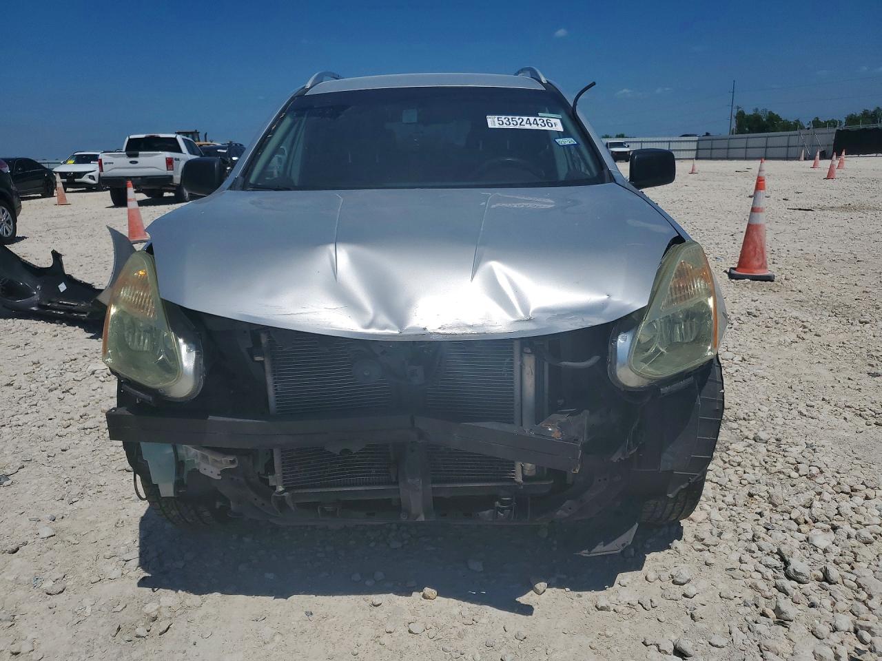 2015 Nissan Rogue Select S Silver vin: JN8AS5MV7FW760826