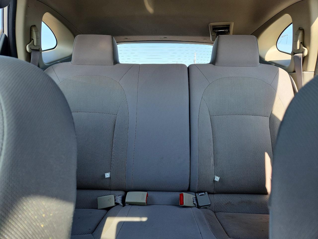 2015 Nissan Rogue Select S Silver vin: JN8AS5MV7FW769946