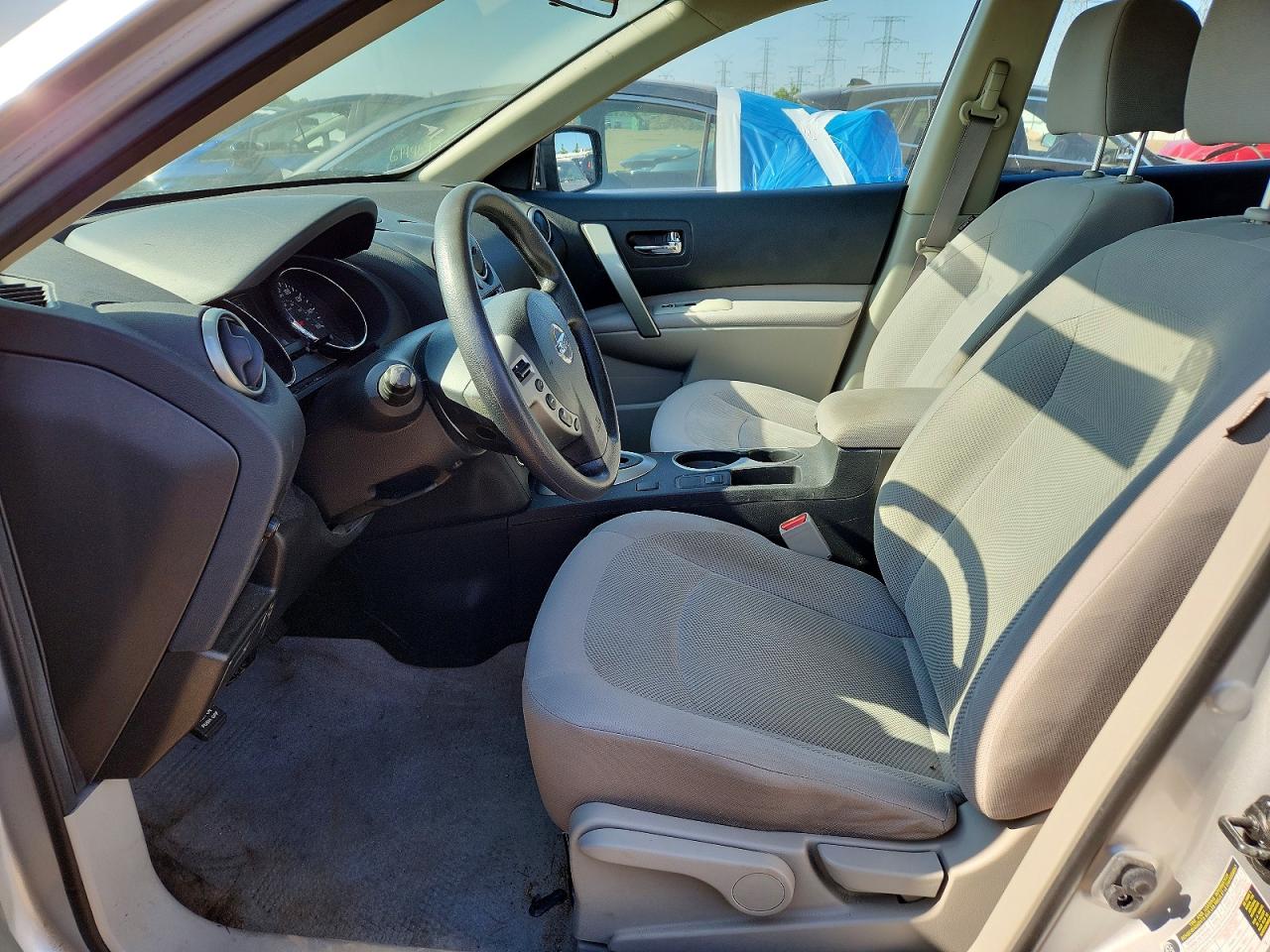 2015 Nissan Rogue Select S Silver vin: JN8AS5MV7FW769946