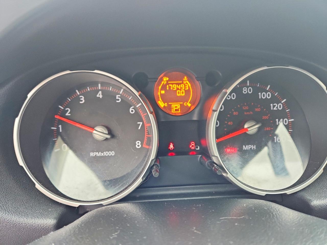 2010 Niss Rogue S Silver vin: JN8AS5MV8AW133237