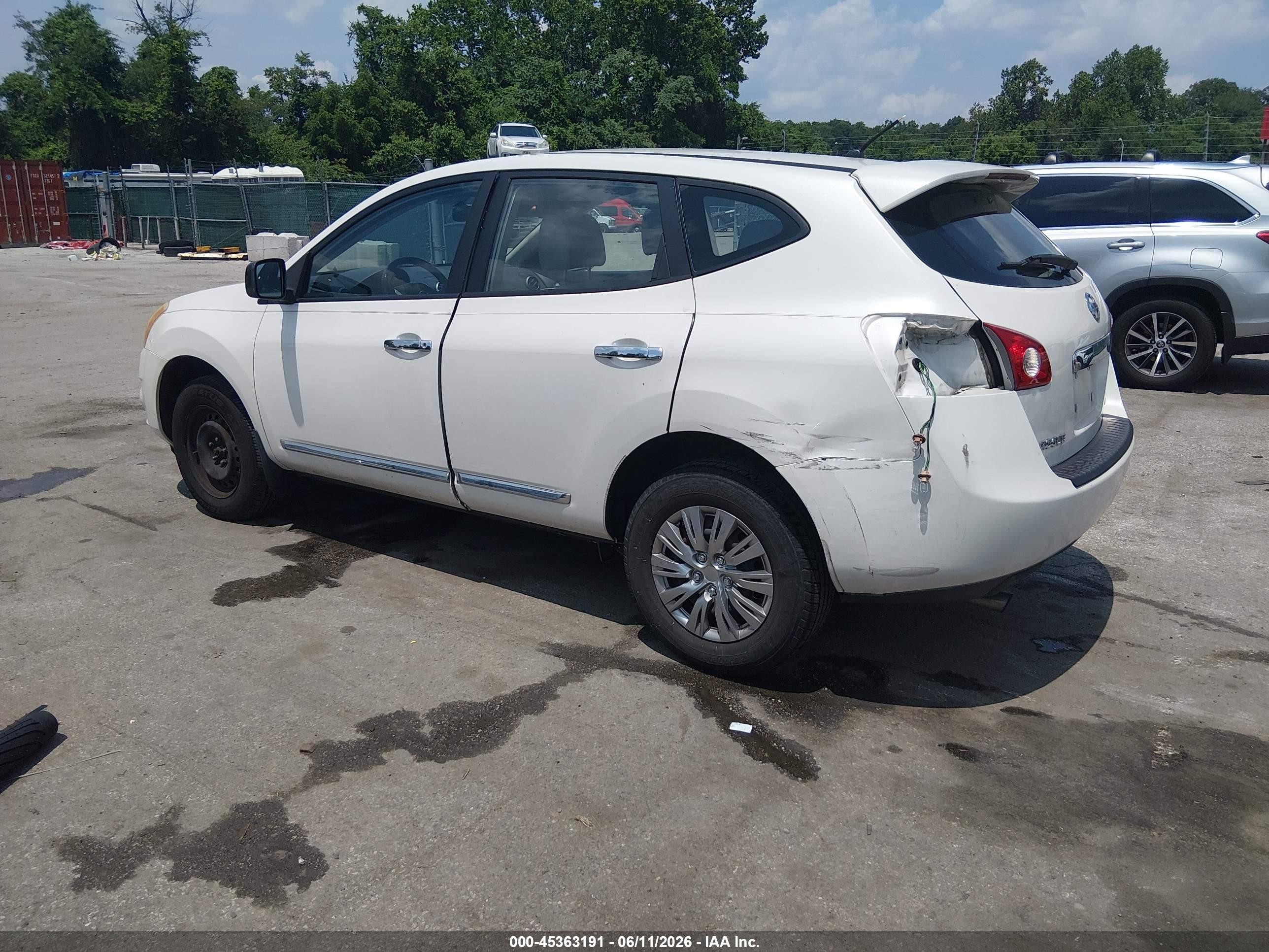 2011 Nissan Rogue S White vin: JN8AS5MV8BW257610