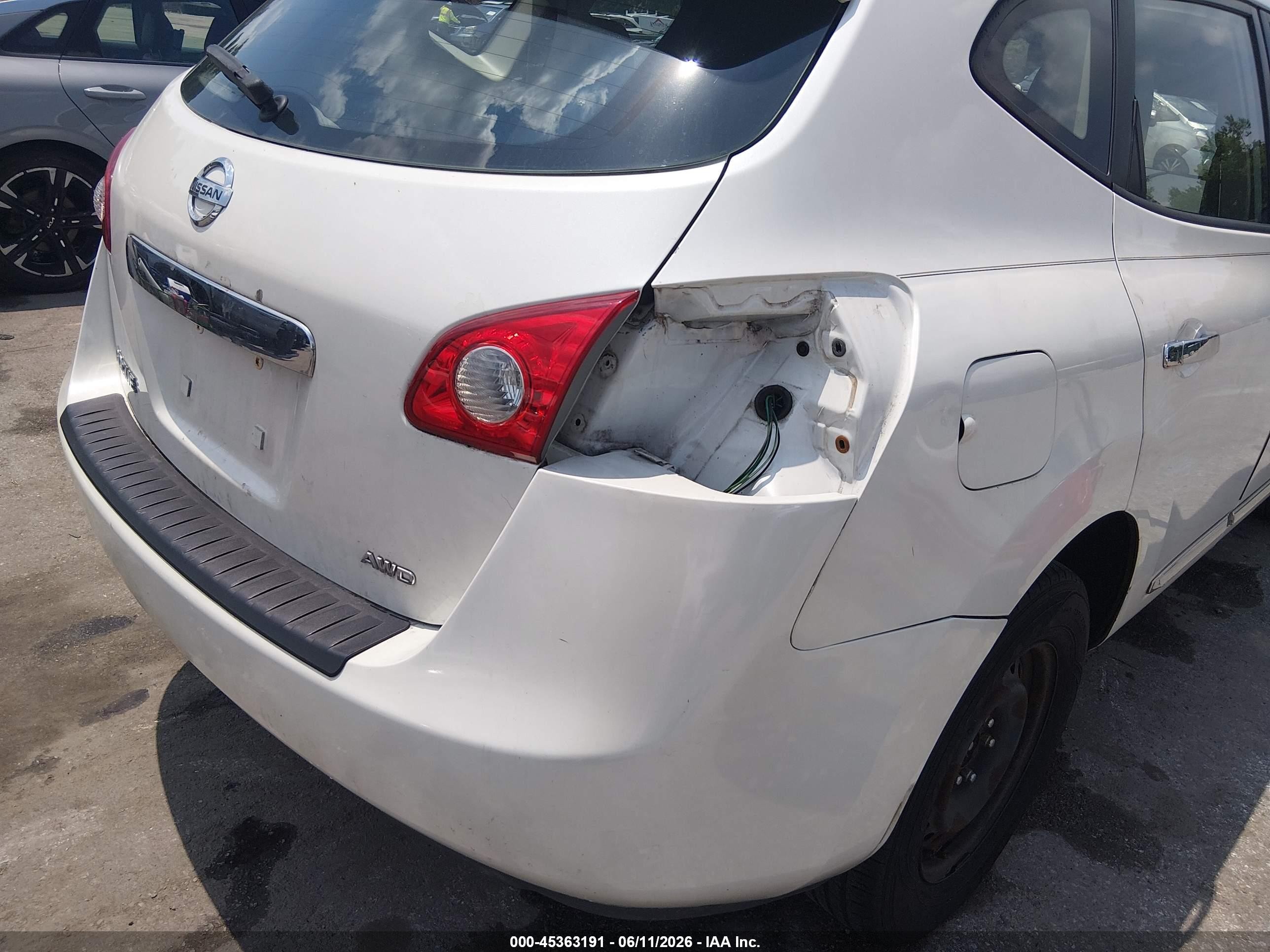 2011 Nissan Rogue S White vin: JN8AS5MV8BW257610