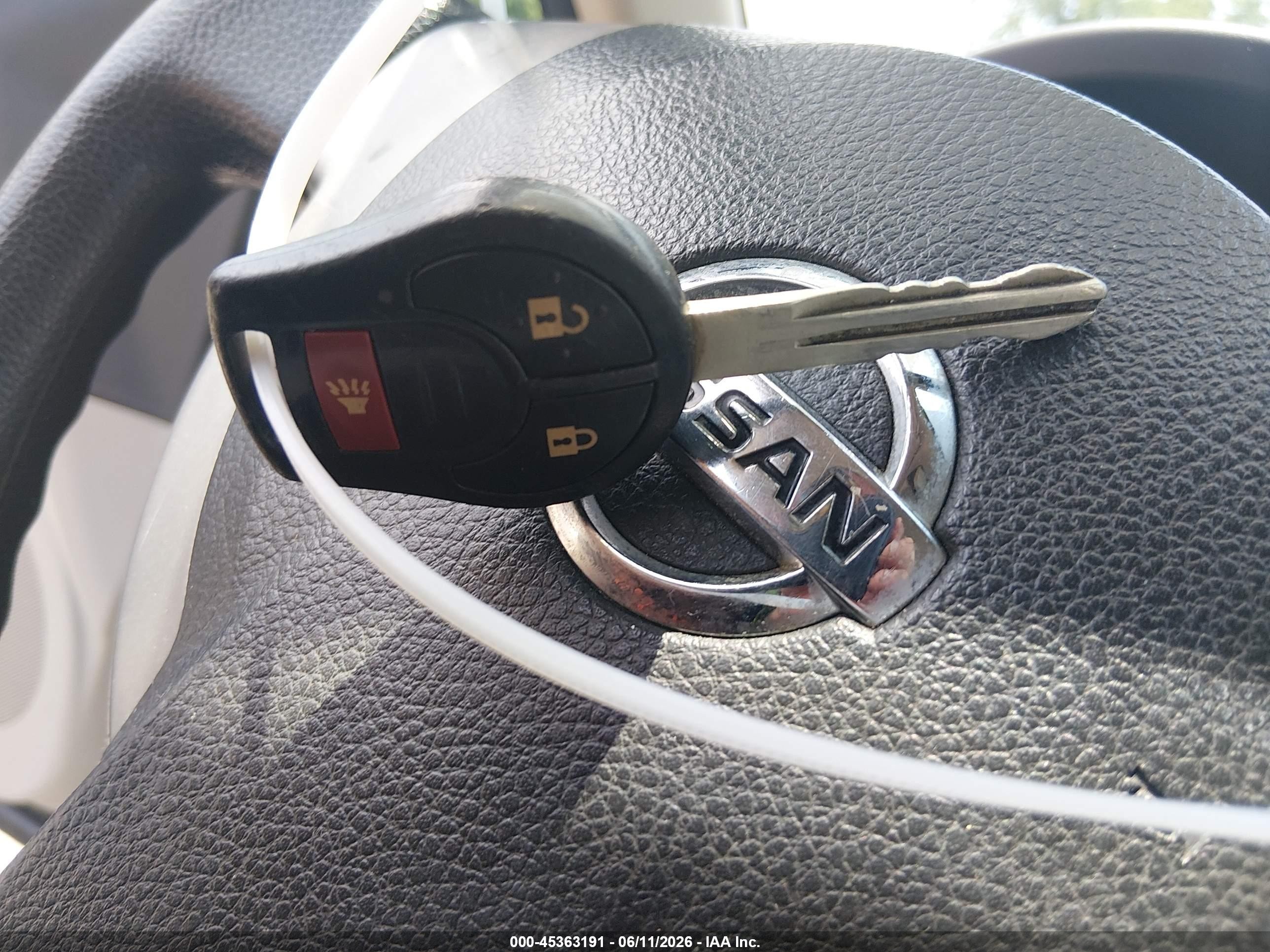 2011 Nissan Rogue S White vin: JN8AS5MV8BW257610
