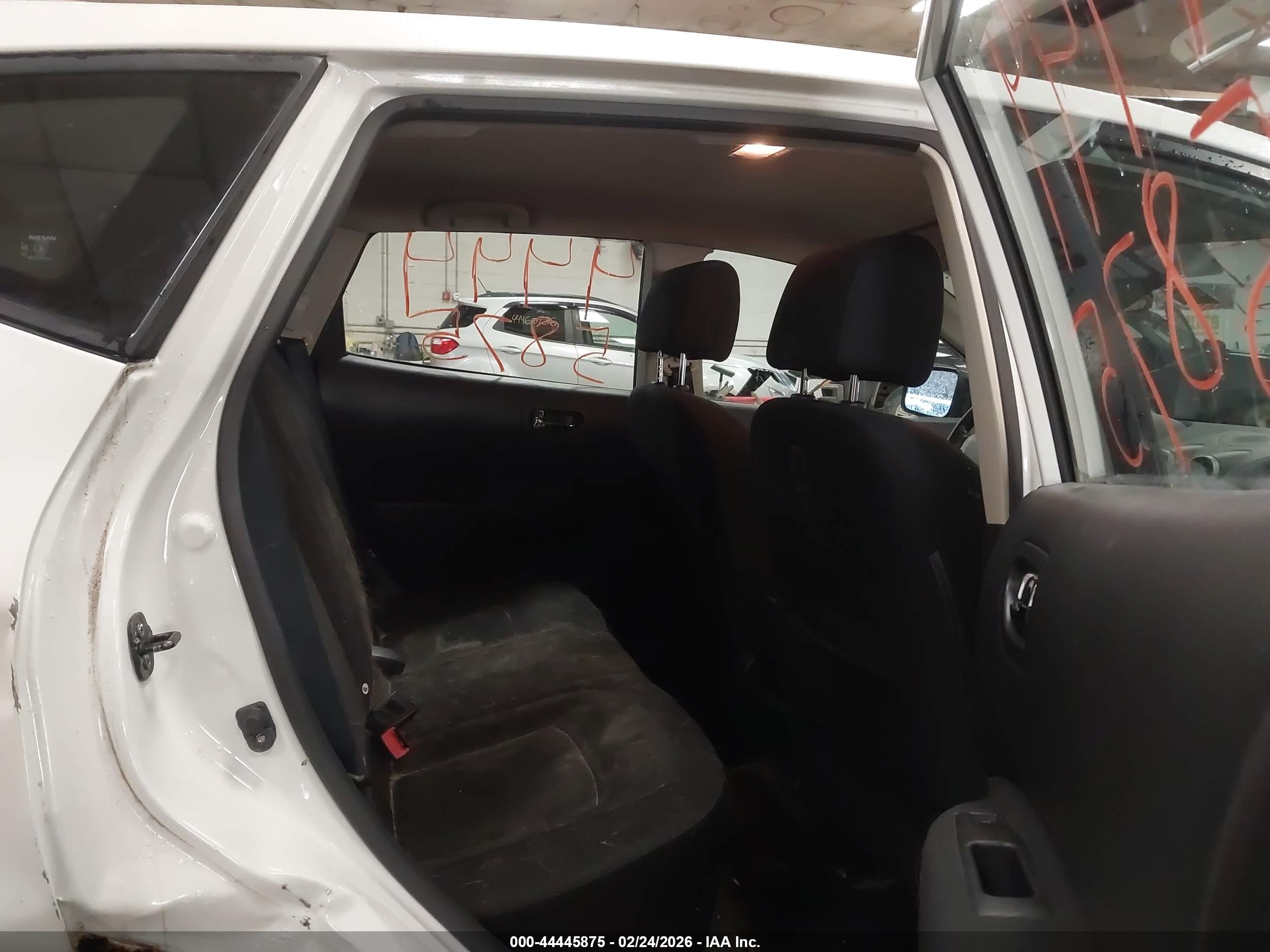 2011 Nissan Rogue S White vin: JN8AS5MV8BW297251