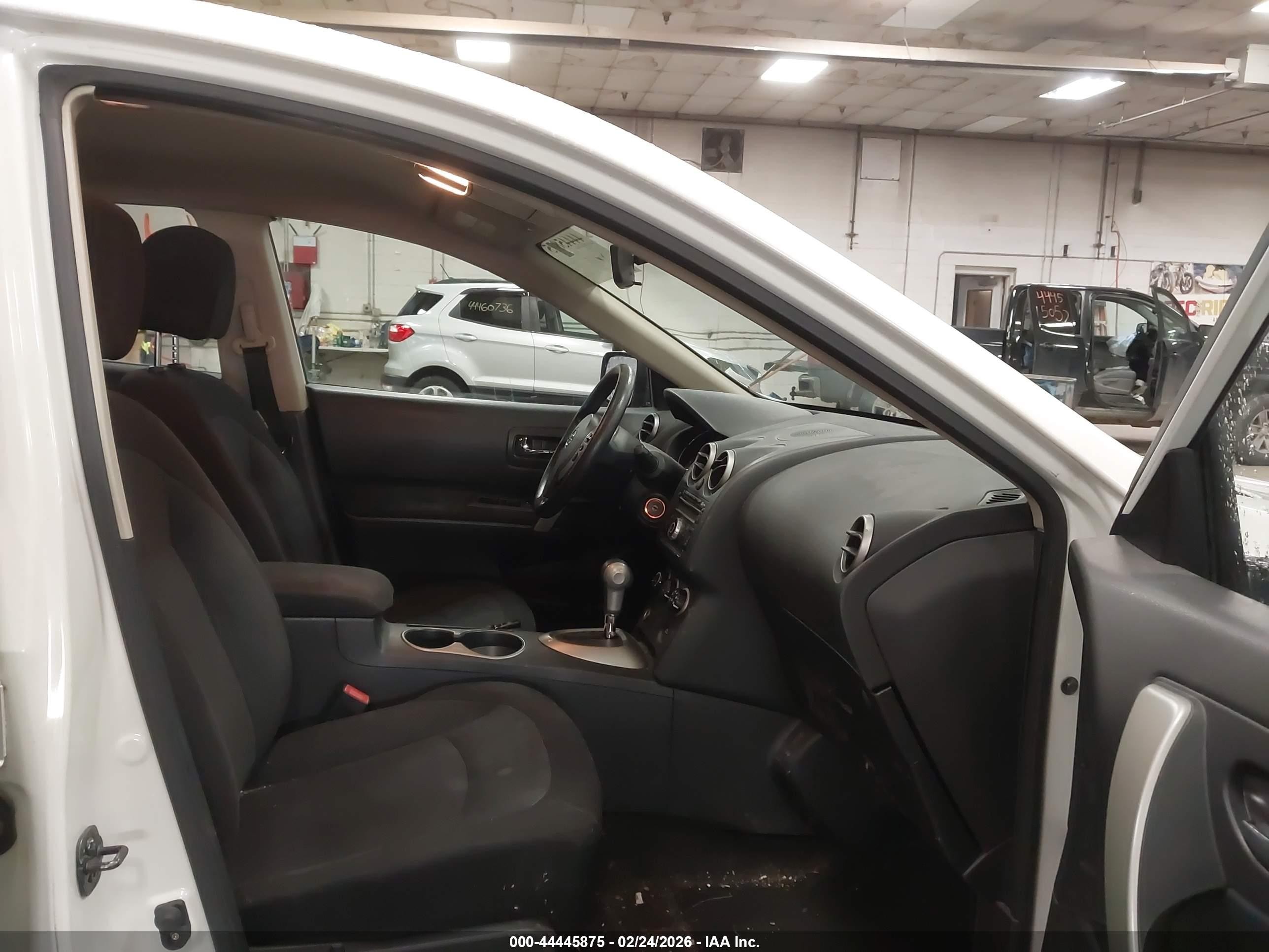 2011 Nissan Rogue S White vin: JN8AS5MV8BW297251