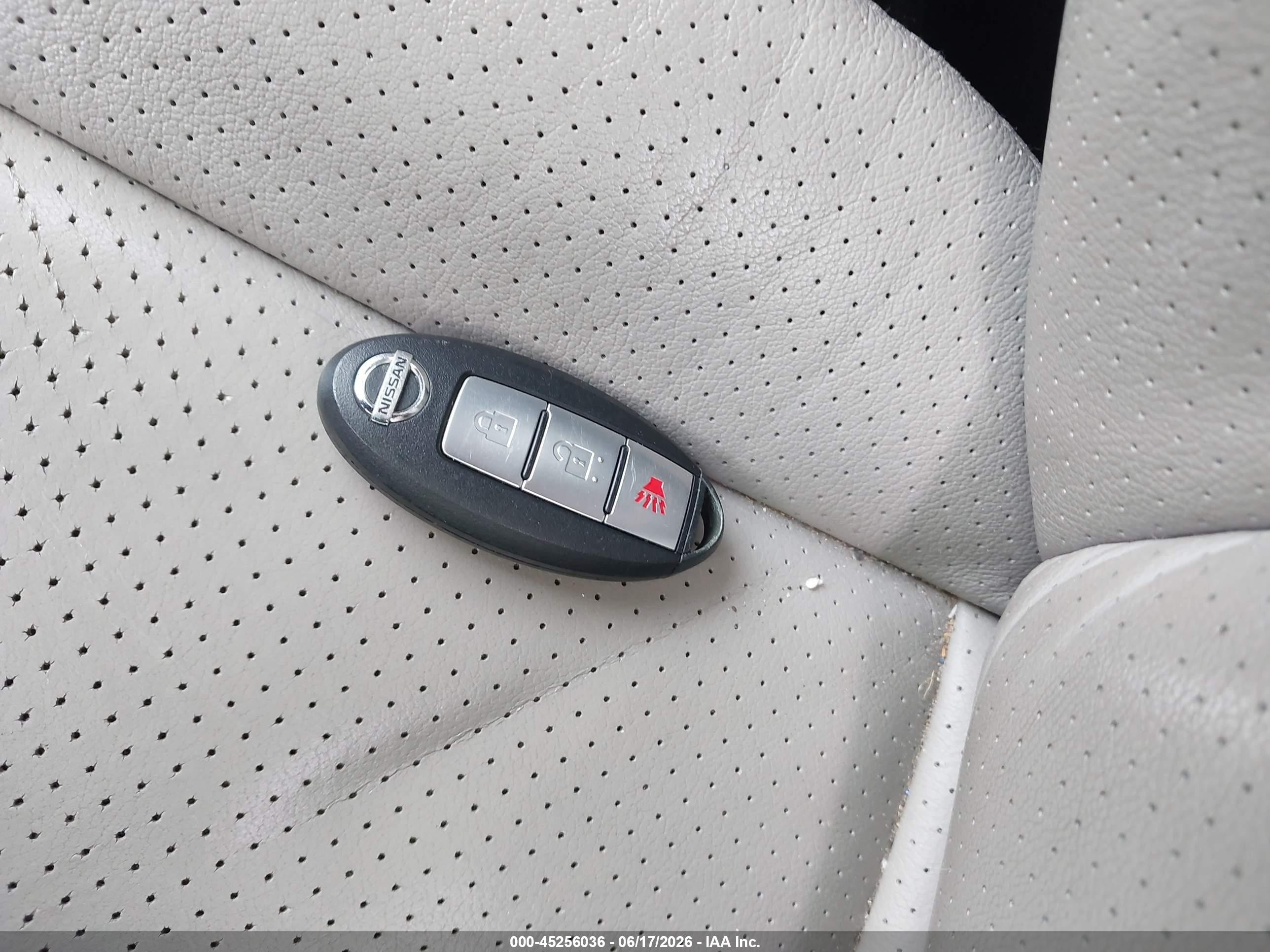 2011 Nissan Rogue Sv White vin: JN8AS5MV8BW305347