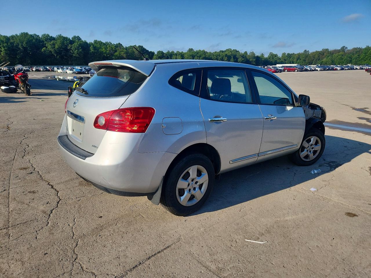 2011 Nissan Rogue S Silver vin: JN8AS5MV8BW663869