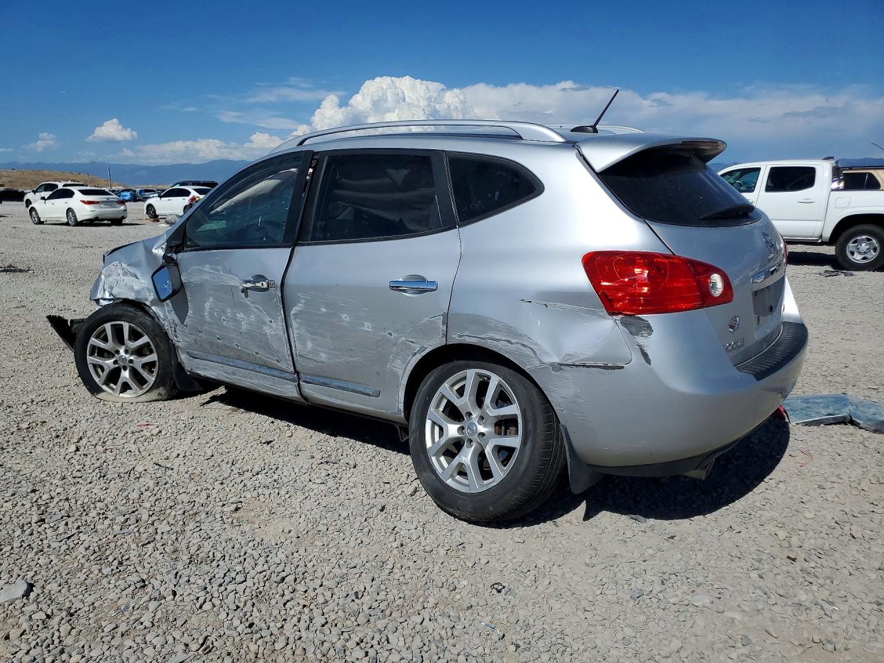 2011 Nissan Rogue S Silver vin: JN8AS5MV8BW666044