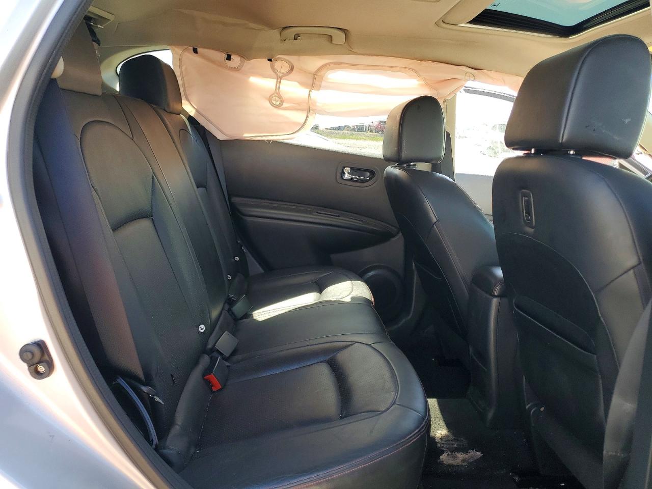 2011 Nissan Rogue S Silver vin: JN8AS5MV8BW666044