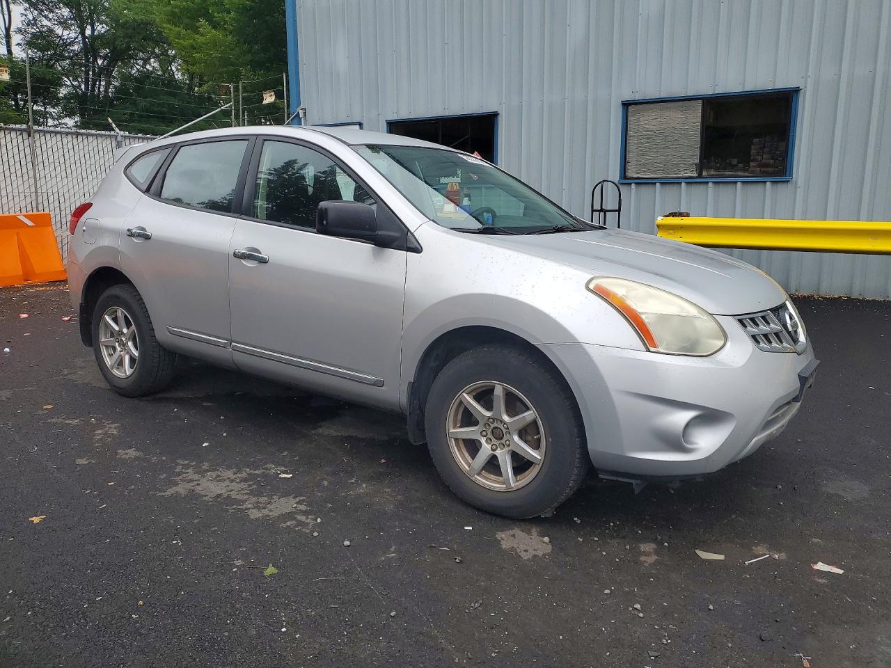 2011 Nissan Rogue S Silver vin: JN8AS5MV8BW666836