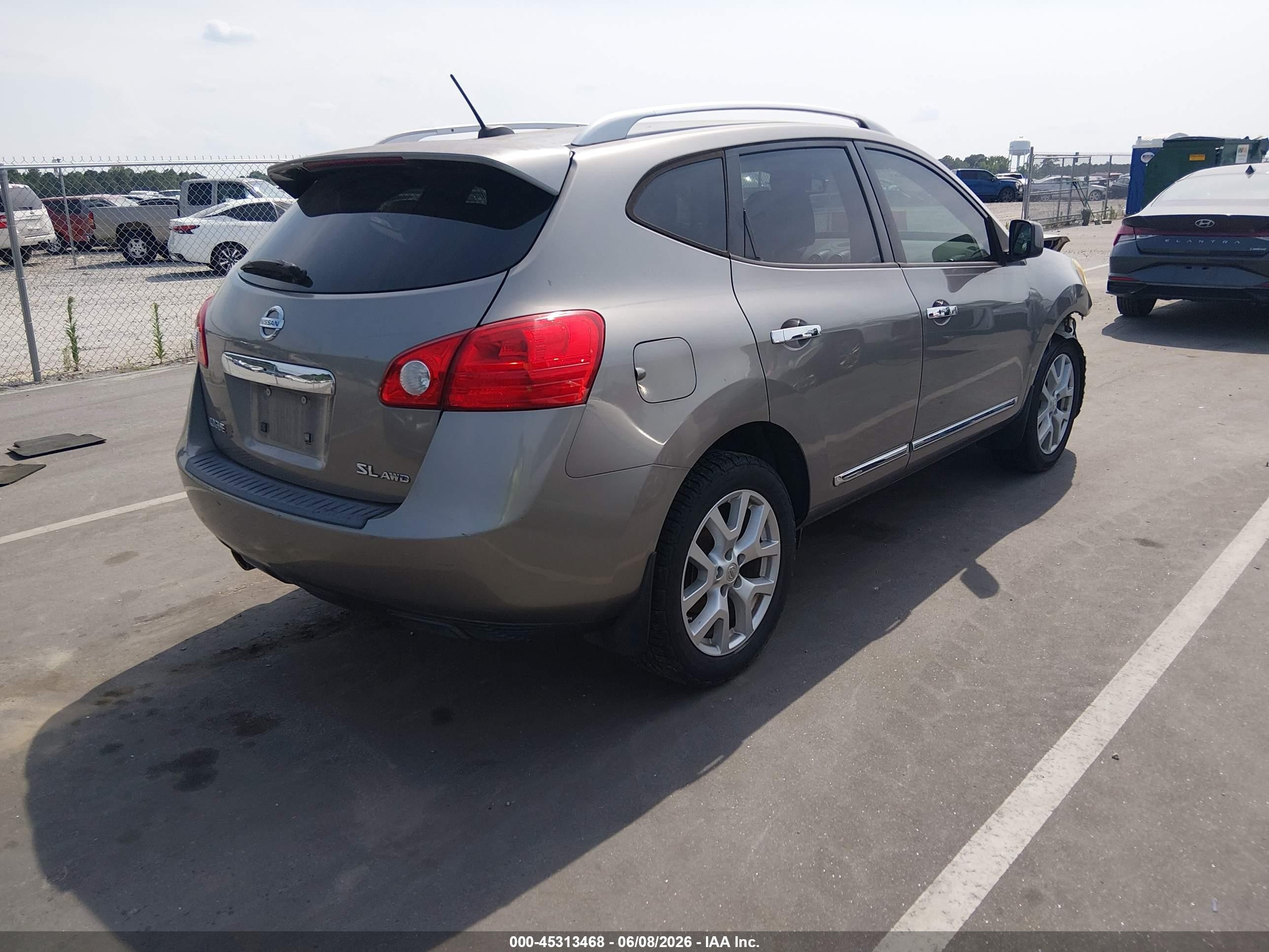 2011 Nissan Rogue Sv Silver vin: JN8AS5MV8BW669431