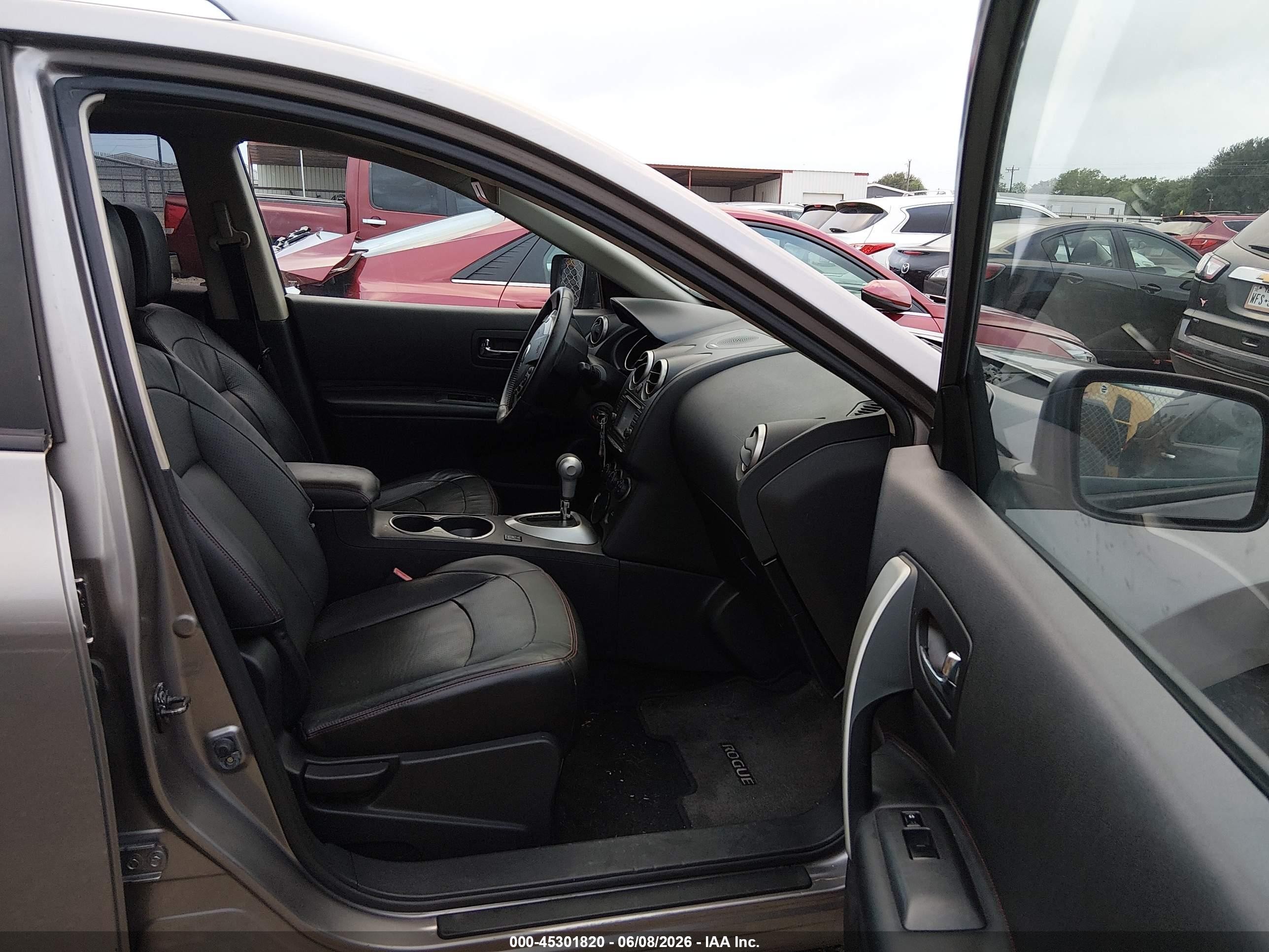2011 Nissan Rogue Sv Beige vin: JN8AS5MV8BW677769