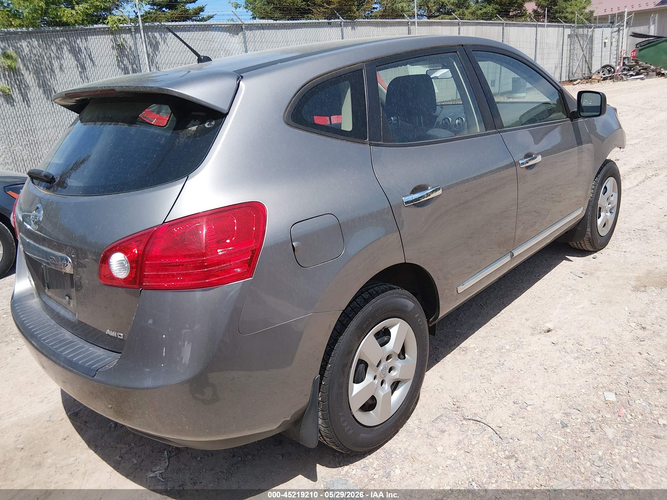2011 Nissan Rogue S Gray vin: JN8AS5MV8BW677884