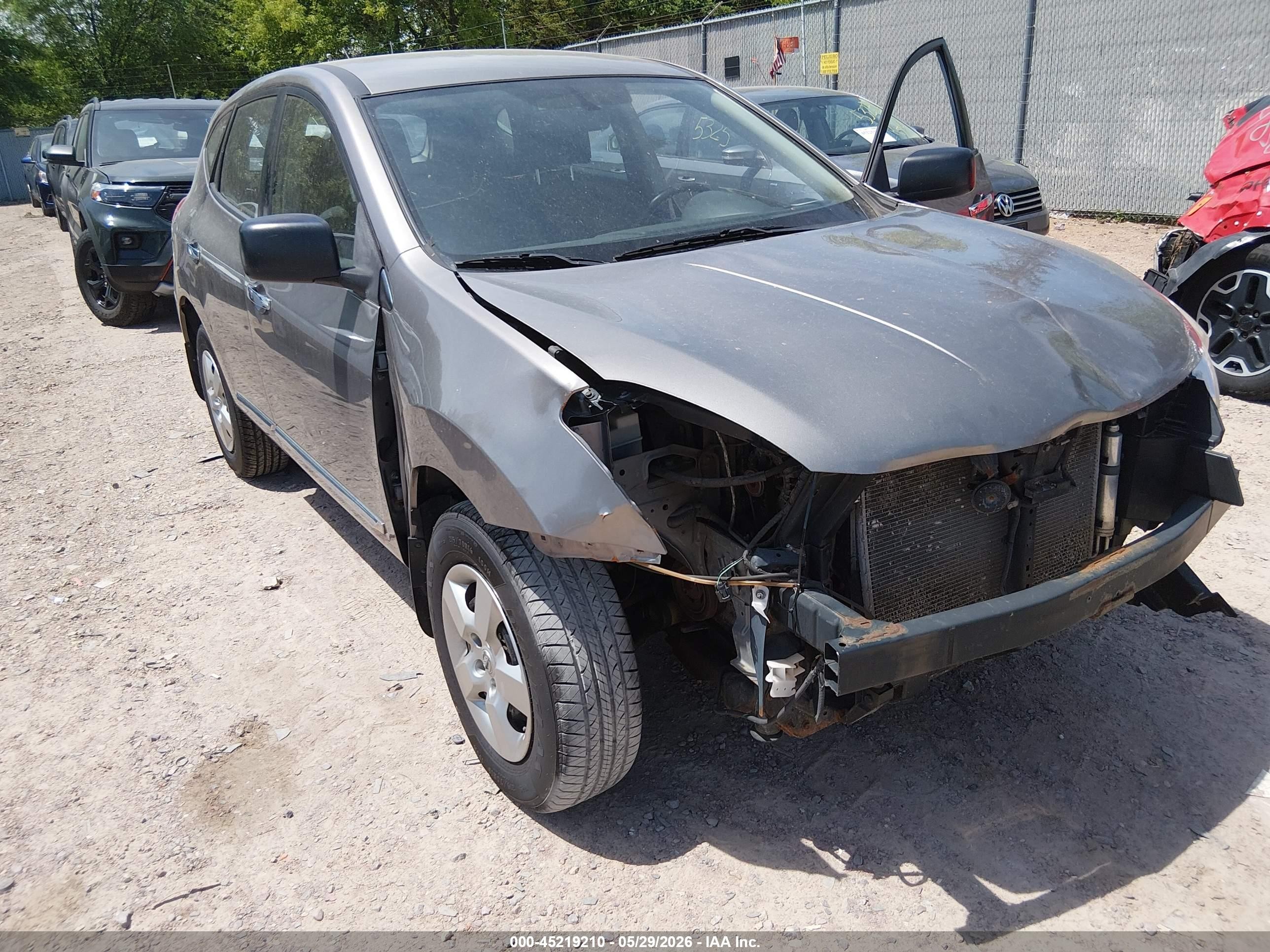 2011 Nissan Rogue S Gray vin: JN8AS5MV8BW677884