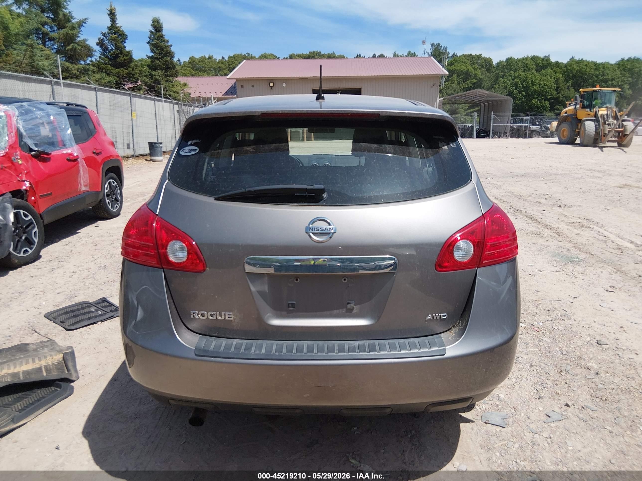 2011 Nissan Rogue S Gray vin: JN8AS5MV8BW677884