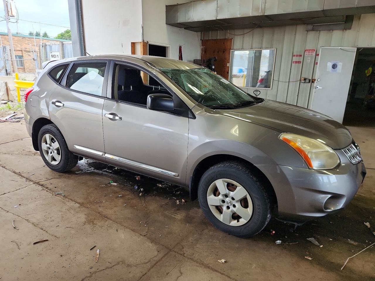 2011 Nissan Rogue S Silver vin: JN8AS5MV8BW680509