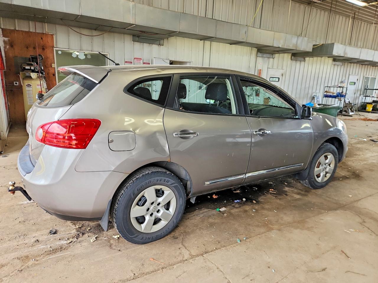 2011 Nissan Rogue S Silver vin: JN8AS5MV8BW680509