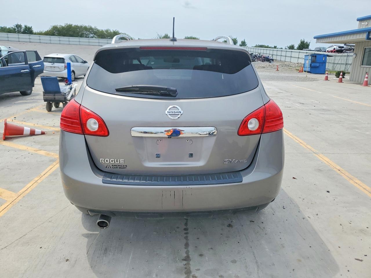 2011 Nissan Rogue S Silver vin: JN8AS5MV8BW686438