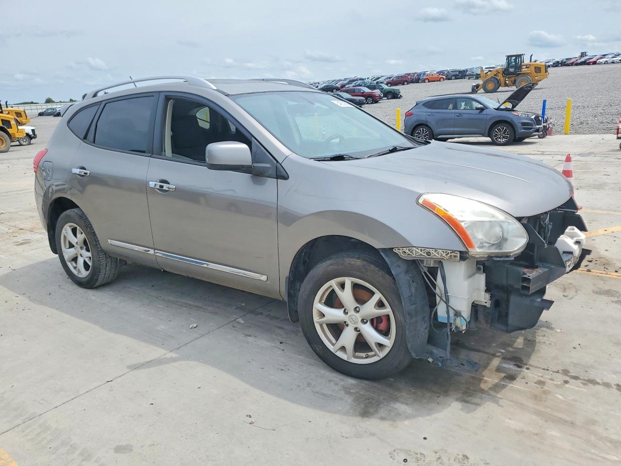 2011 Nissan Rogue S Silver vin: JN8AS5MV8BW686438