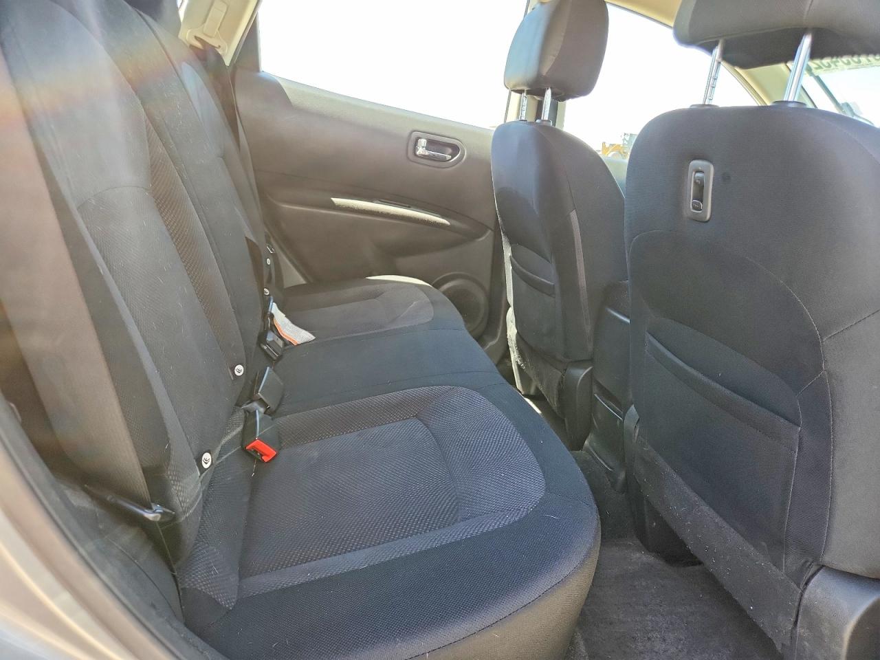 2011 Nissan Rogue S Серебряный vin: JN8AS5MV8BW688805
