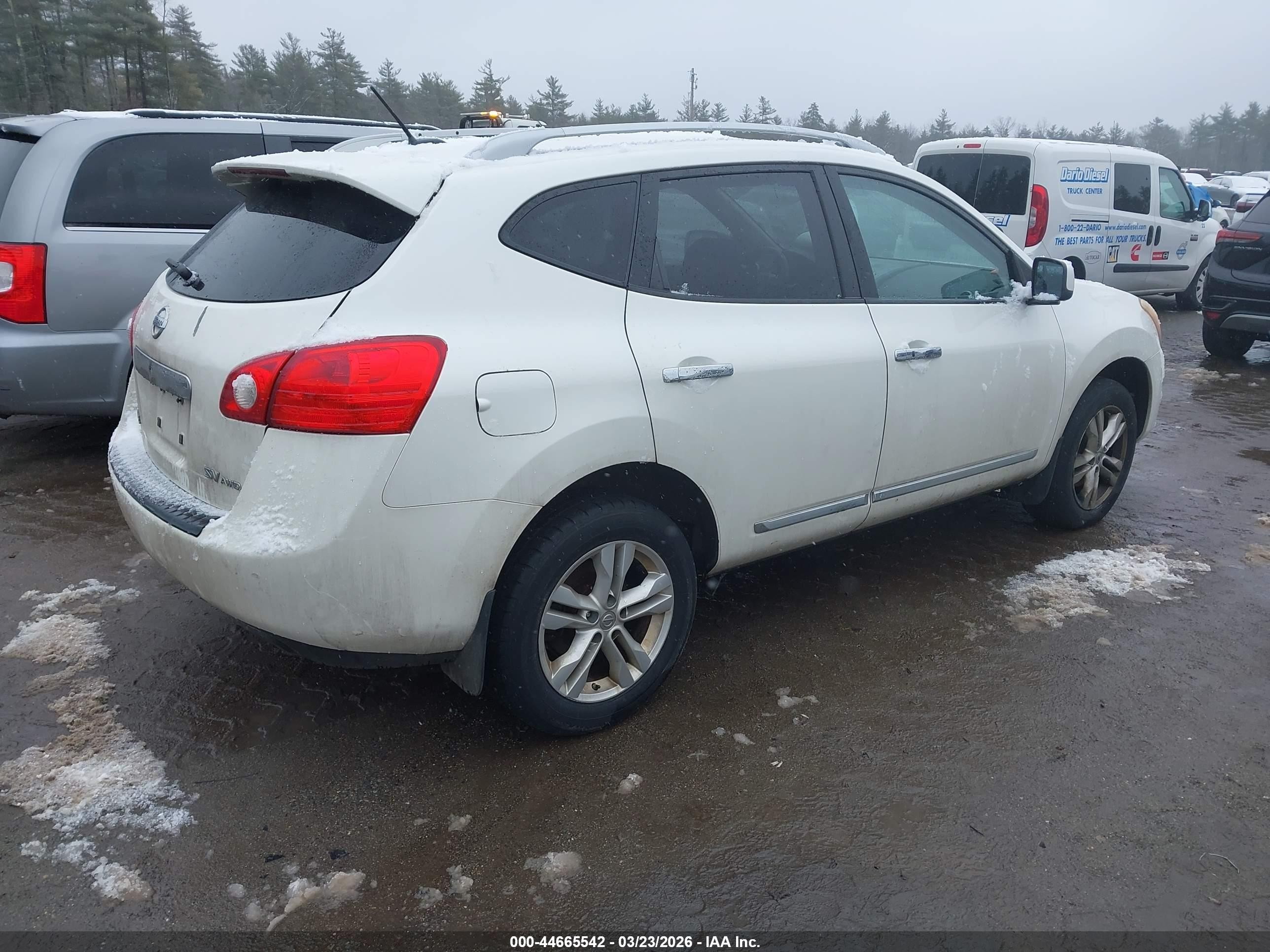 2012 Nissan Rogue Sv White vin: JN8AS5MV8CW368241
