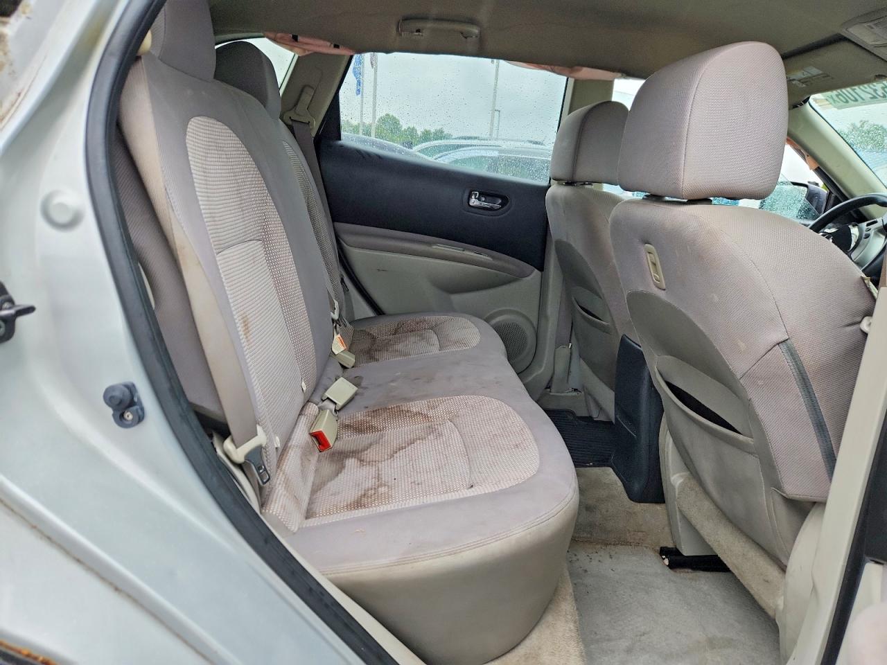 2012 Nissan Rogue S Silver vin: JN8AS5MV8CW375142