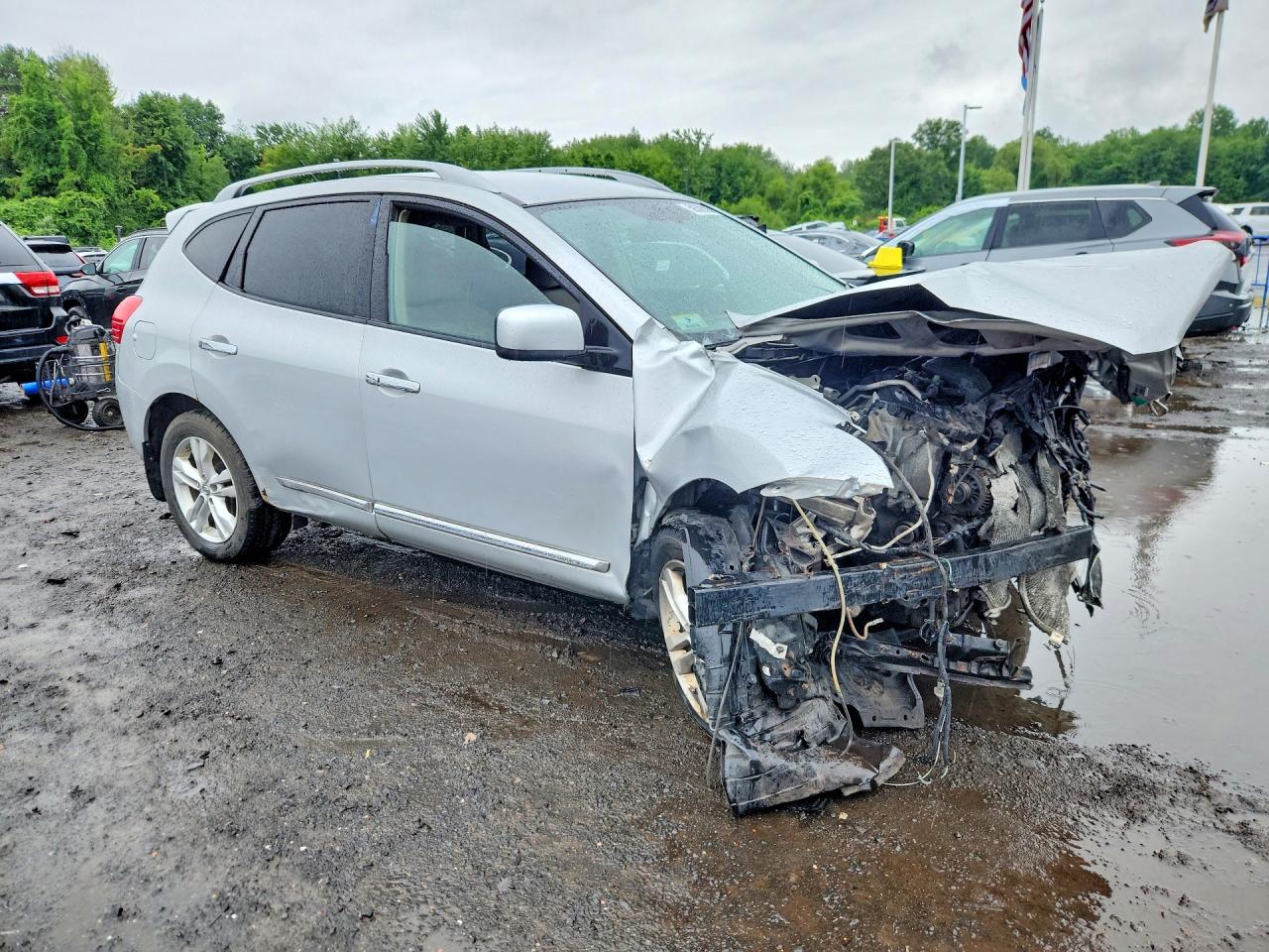 2012 Nissan Rogue S Silver vin: JN8AS5MV8CW375142