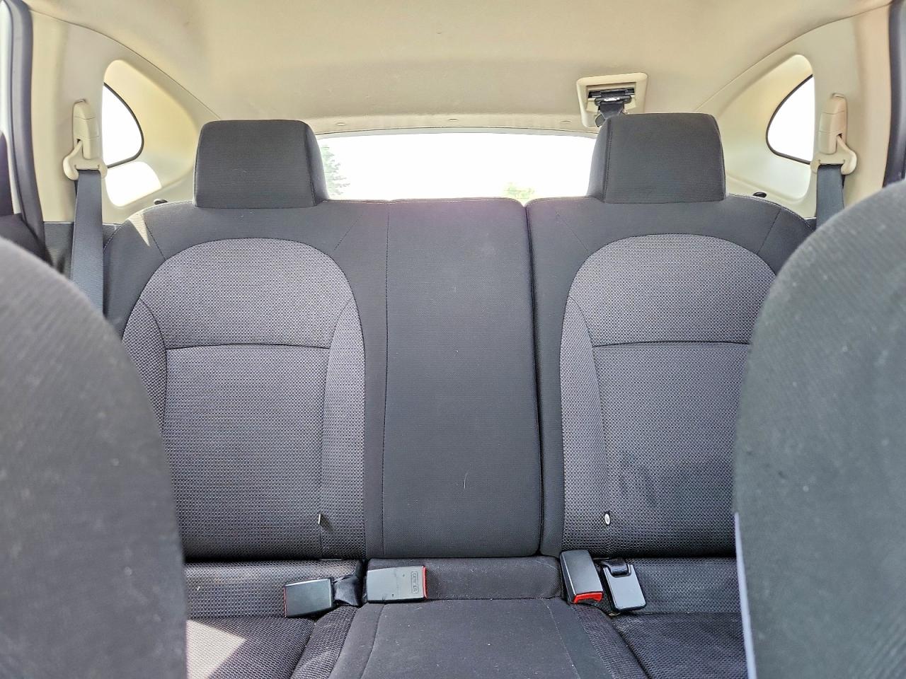 2012 Nissan Rogue S White vin: JN8AS5MV8CW379112