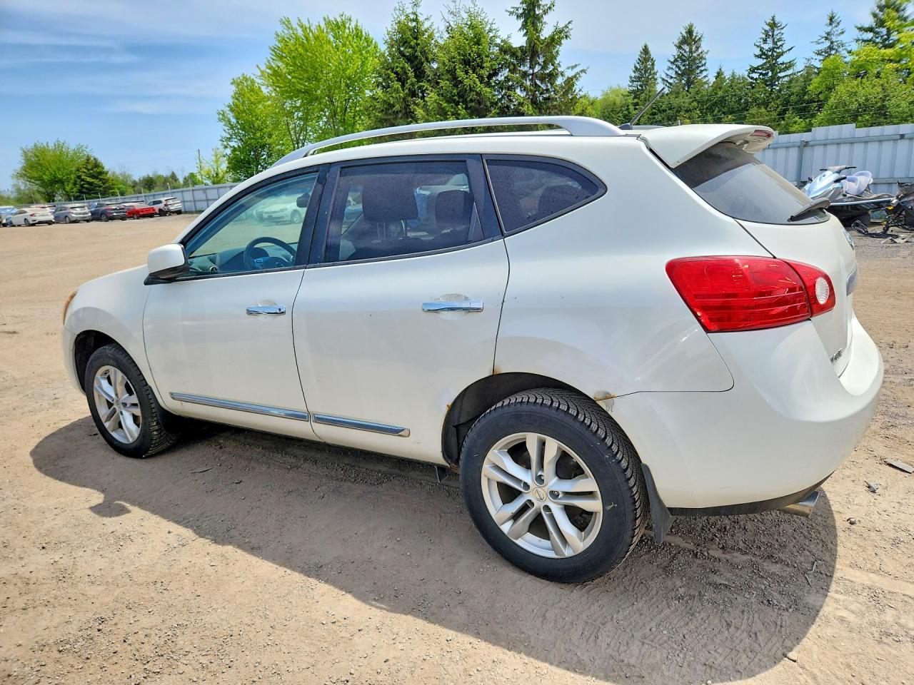 2012 Nissan Rogue S White vin: JN8AS5MV8CW379112