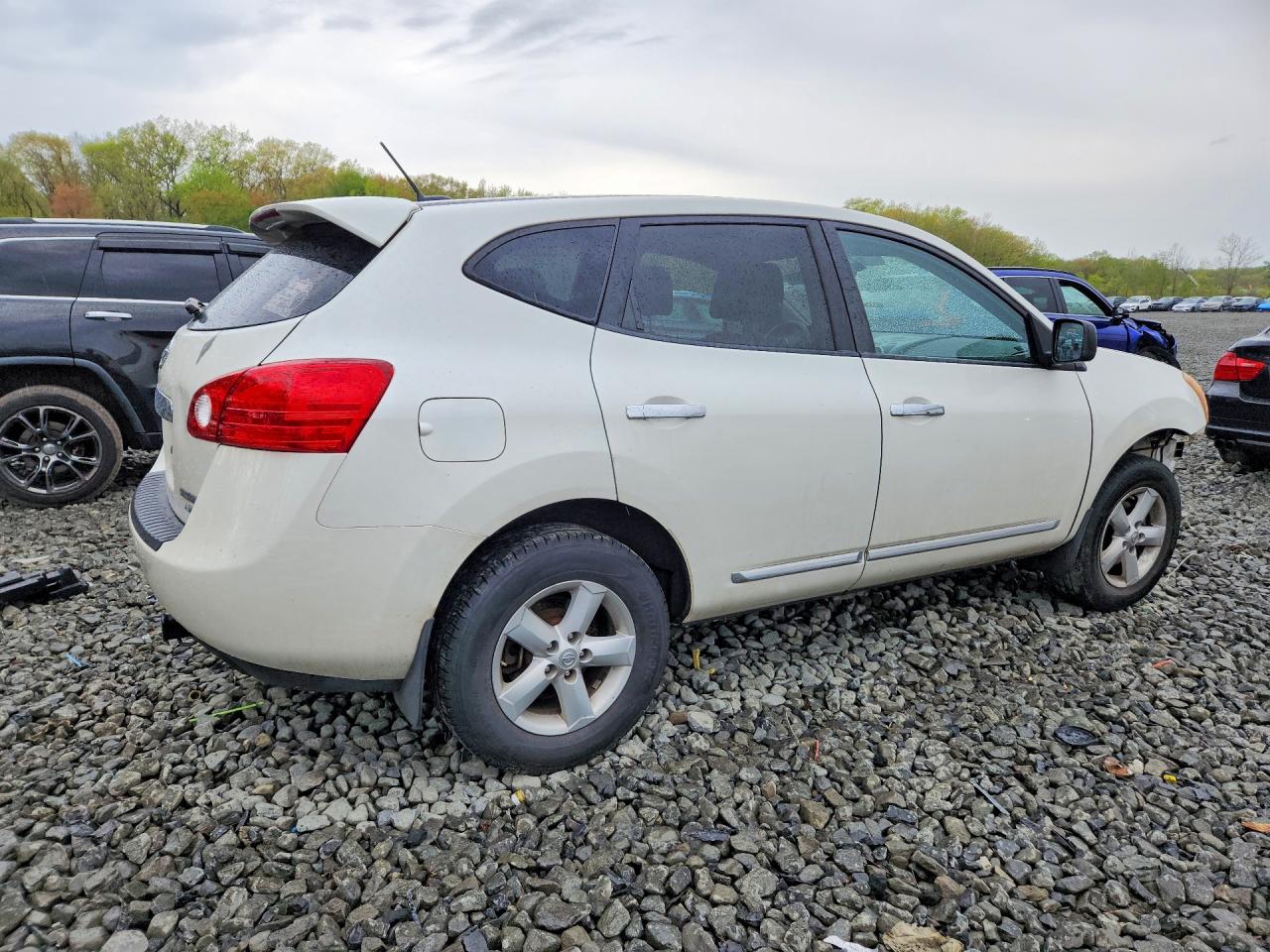 2012 Nissan Rogue S White vin: JN8AS5MV8CW391700