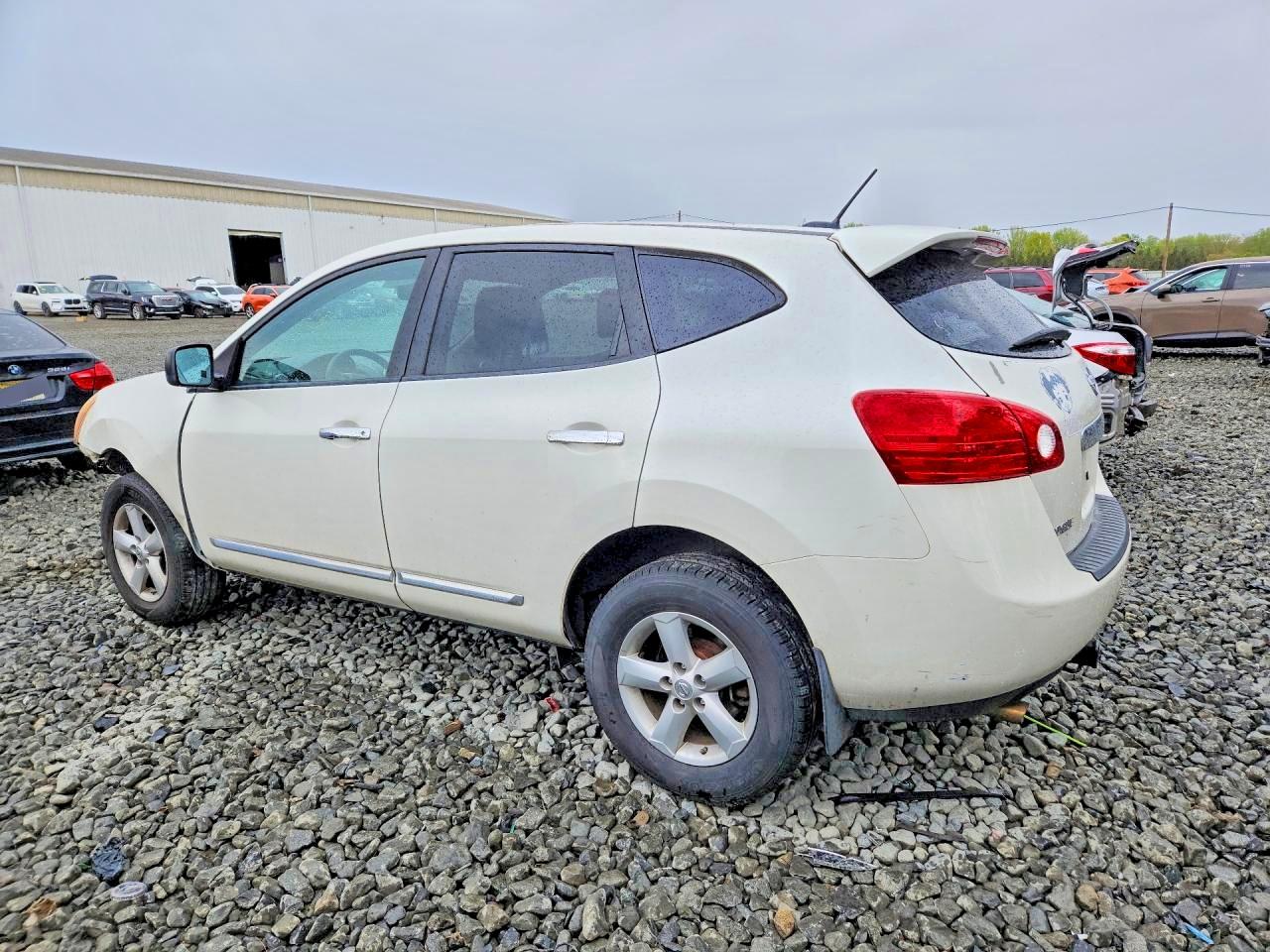 2012 Nissan Rogue S White vin: JN8AS5MV8CW391700