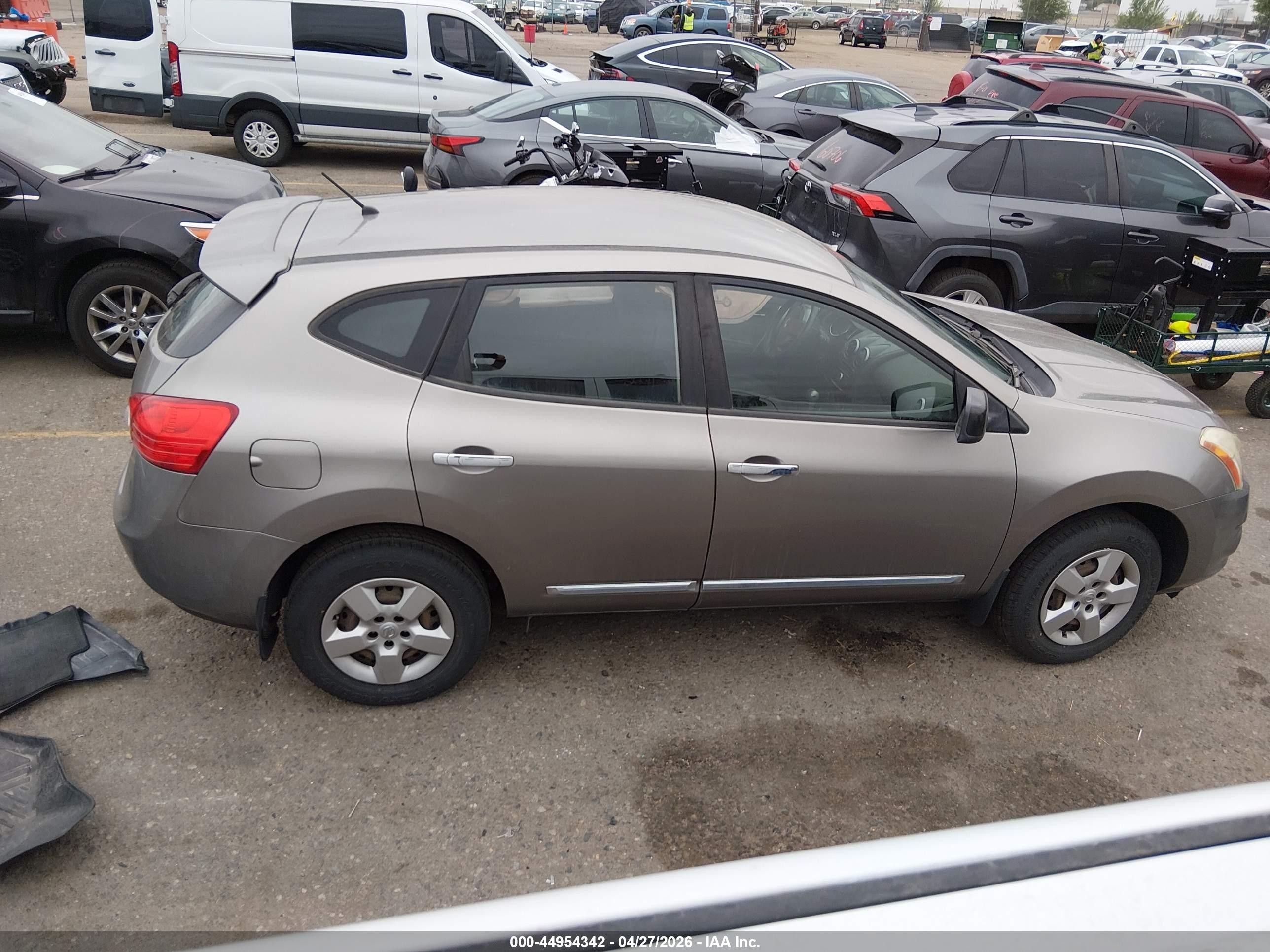 2012 Nissan Rogue S Pewter vin: JN8AS5MV8CW704857