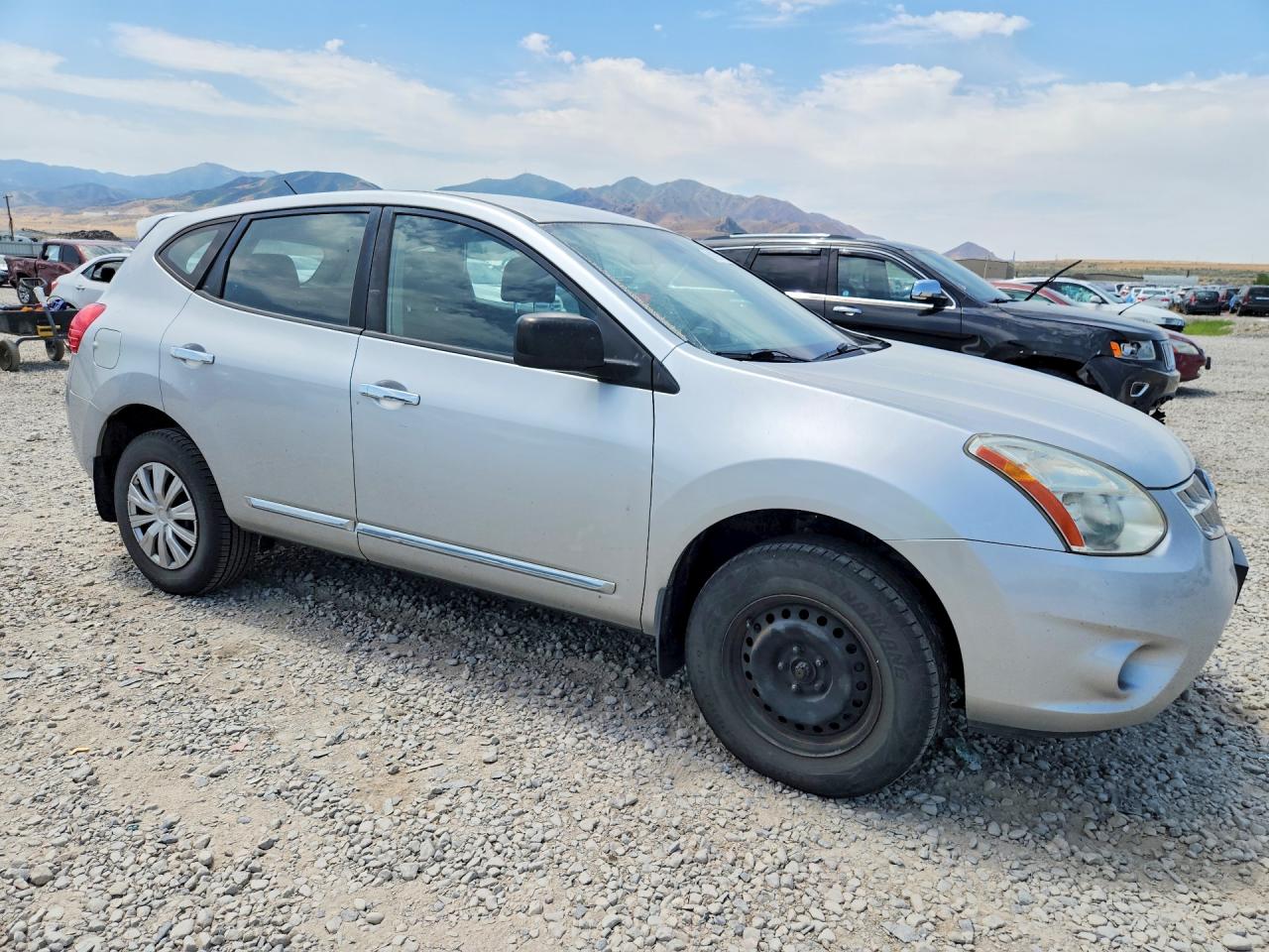 2012 Nissan Rogue S Silver vin: JN8AS5MV8CW712991