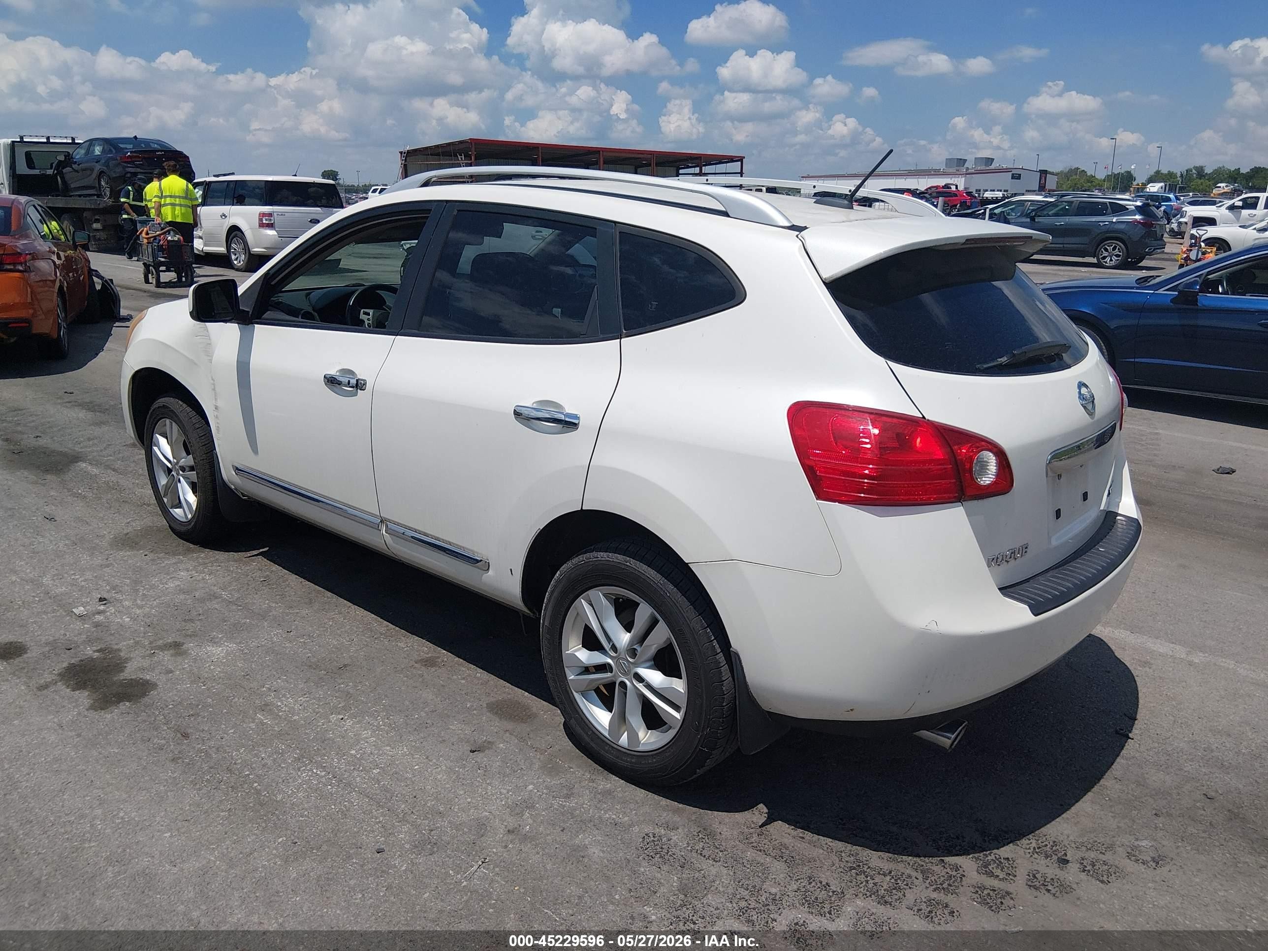 2013 Nissan Rogue Sv White vin: JN8AS5MV8DW111680