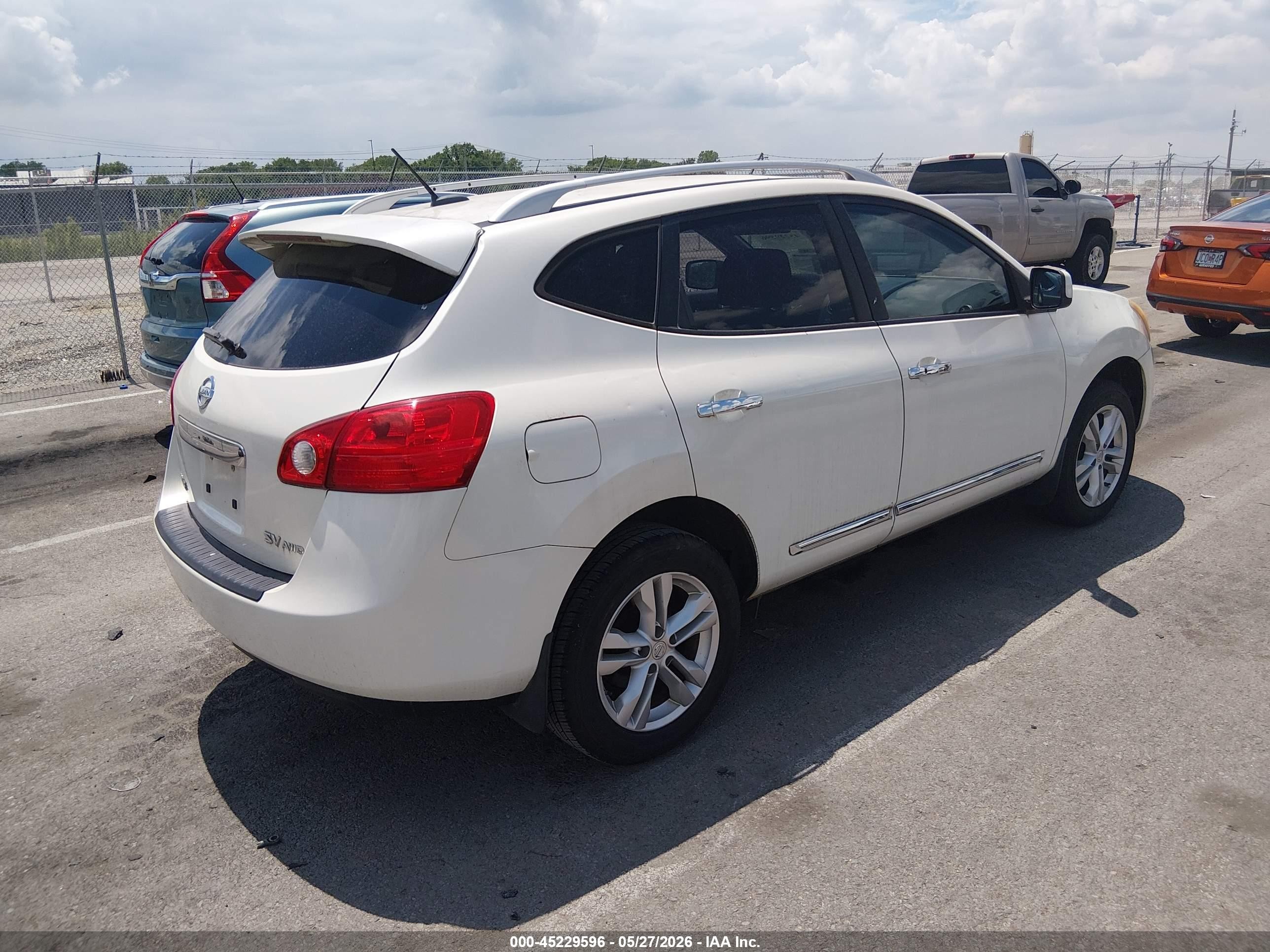 2013 Nissan Rogue Sv White vin: JN8AS5MV8DW111680