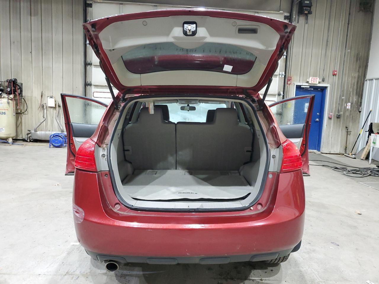 2013 Nissan Rogue S Red vin: JN8AS5MV8DW131928