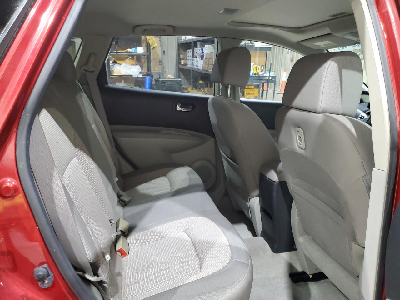 2013 Nissan Rogue S Red vin: JN8AS5MV8DW131928