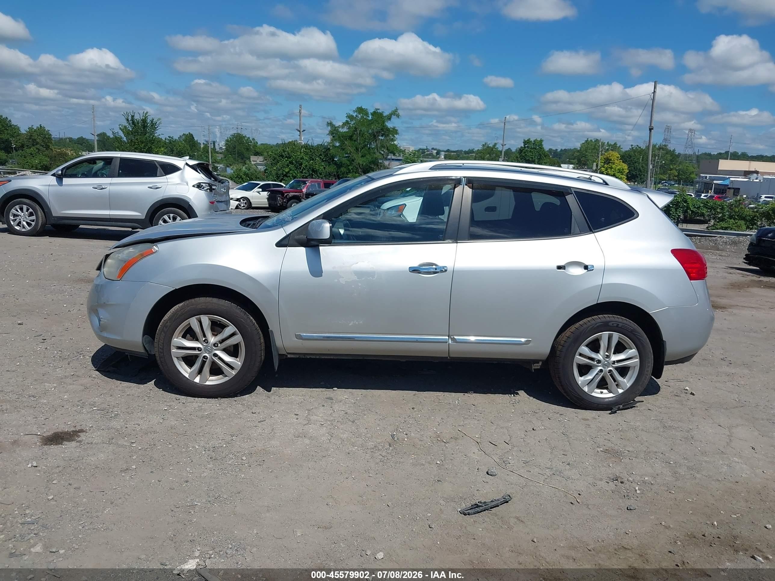 2013 Nissan Rogue Sv Silver vin: JN8AS5MV8DW617414