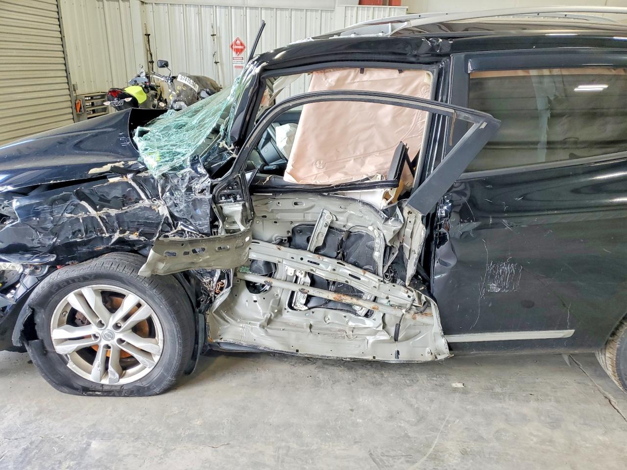 2013 Nissan Rogue S Black vin: JN8AS5MV8DW621950
